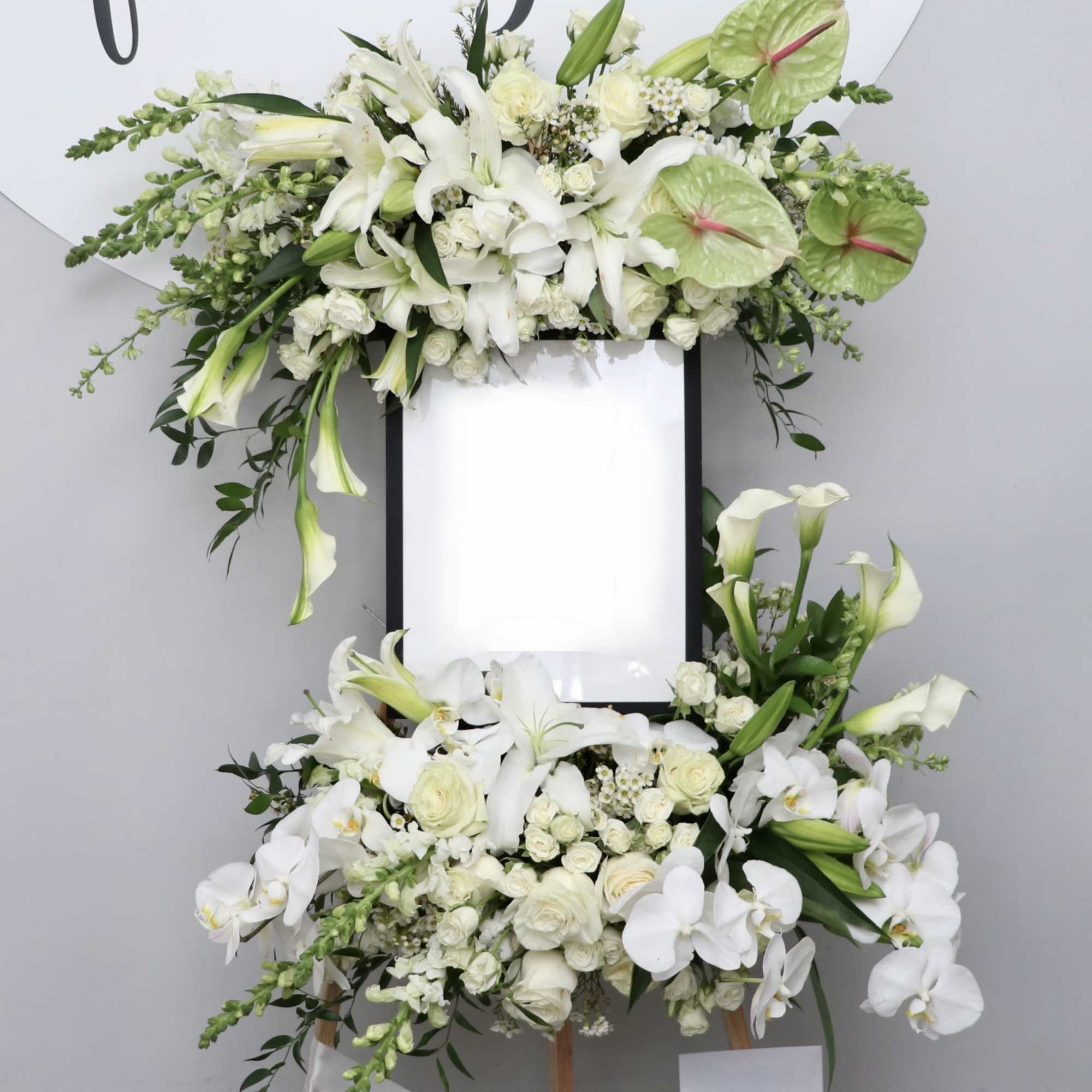 Frame is not included. We require one that&#039;s 16&#039;&#039;x20&#039;&#039;. Flowers will be