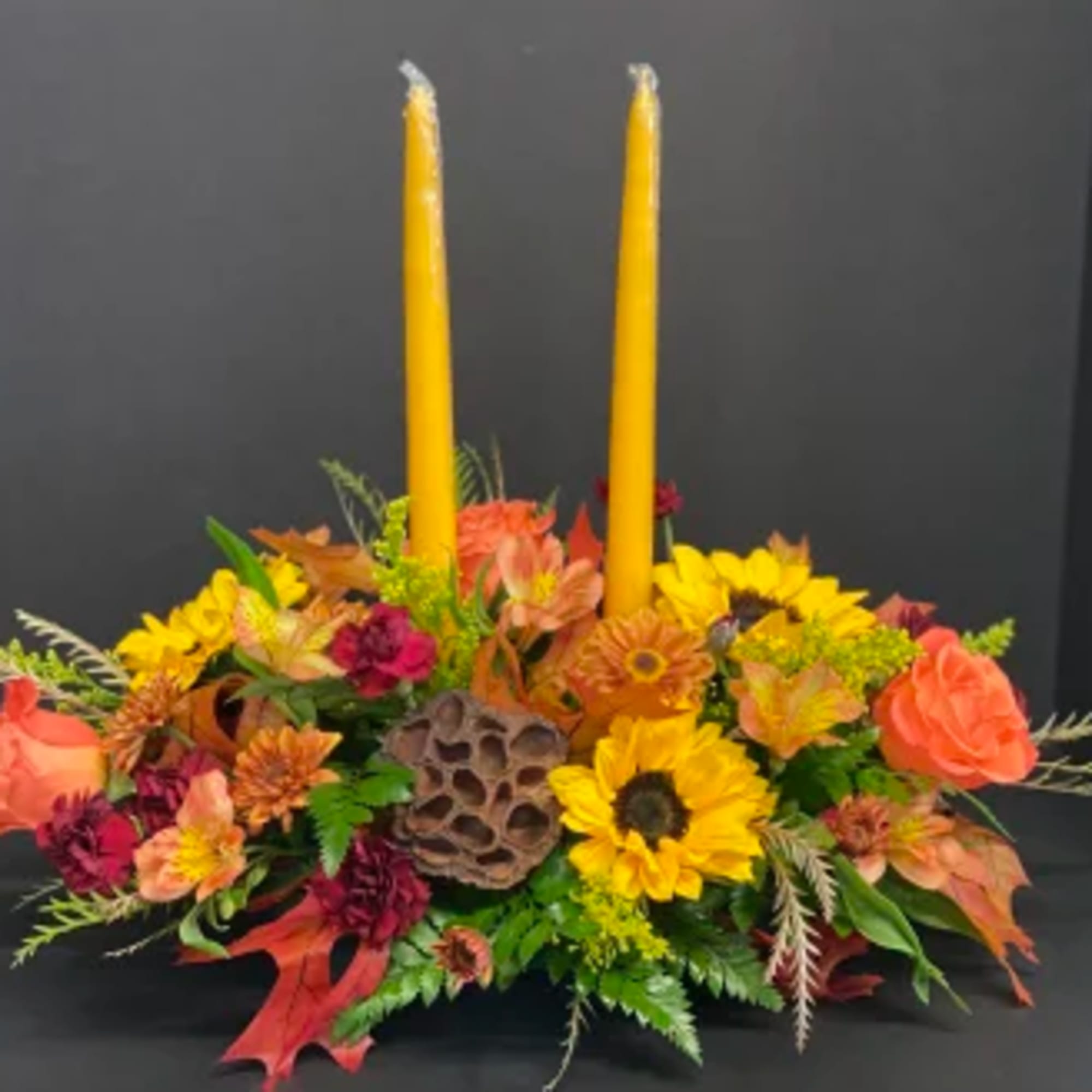 This sunny centerpiece is the the brightest of the bunch! Choose this