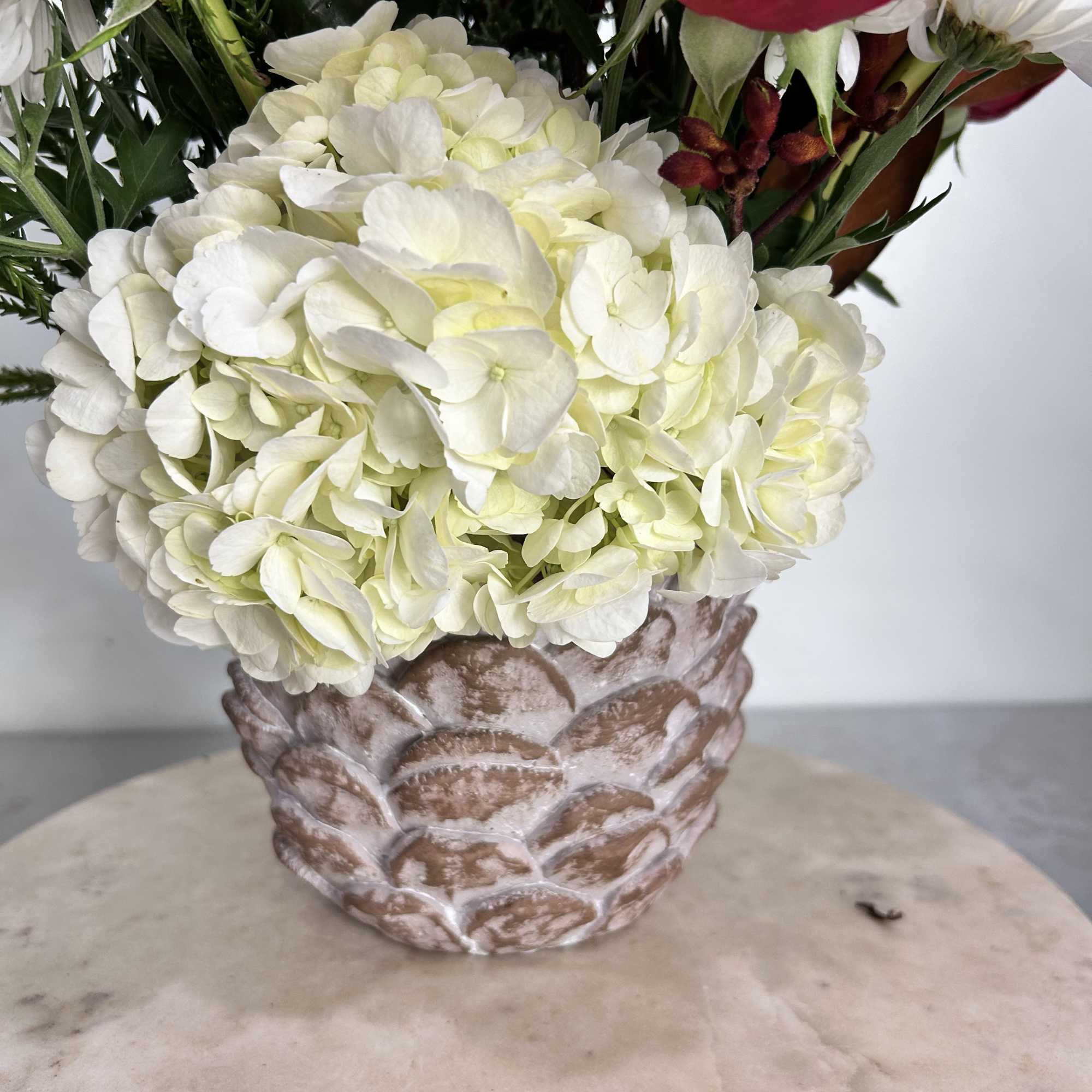 Two versions of the vase - medium and large! Either flowers for