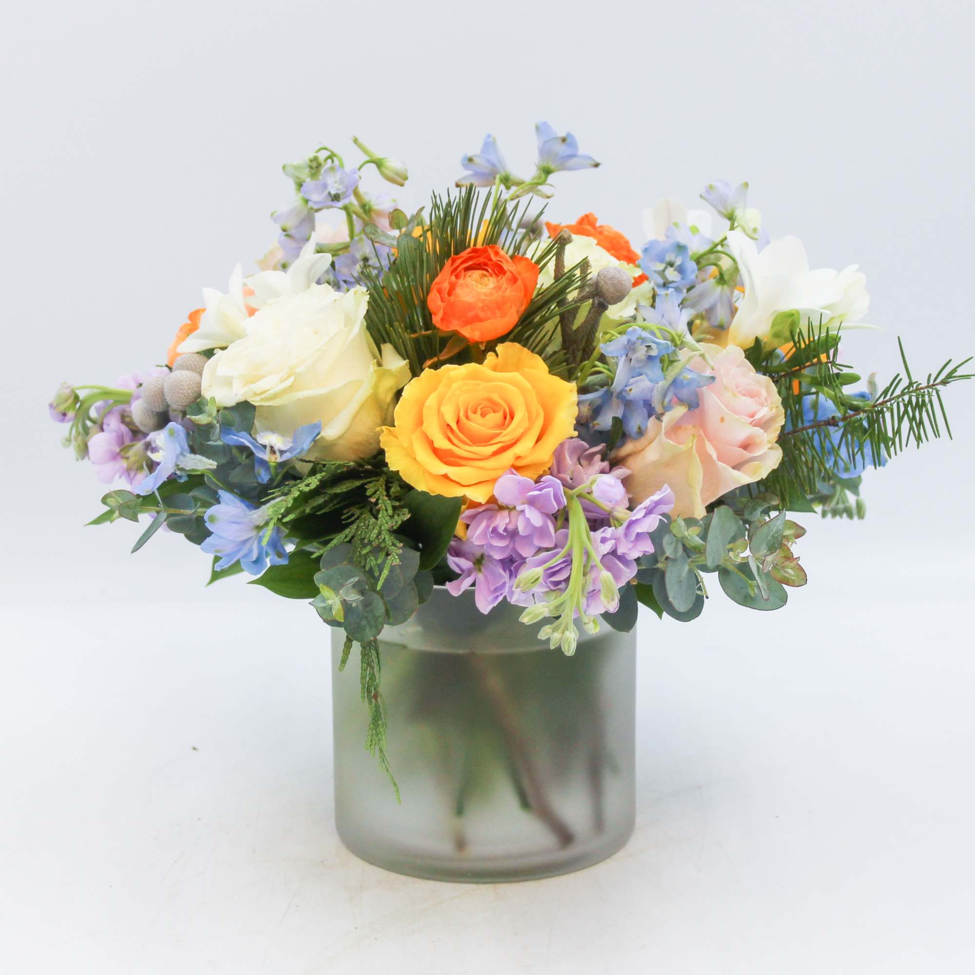 Apres Ski is a colorful mix in a unique frosted glass vase