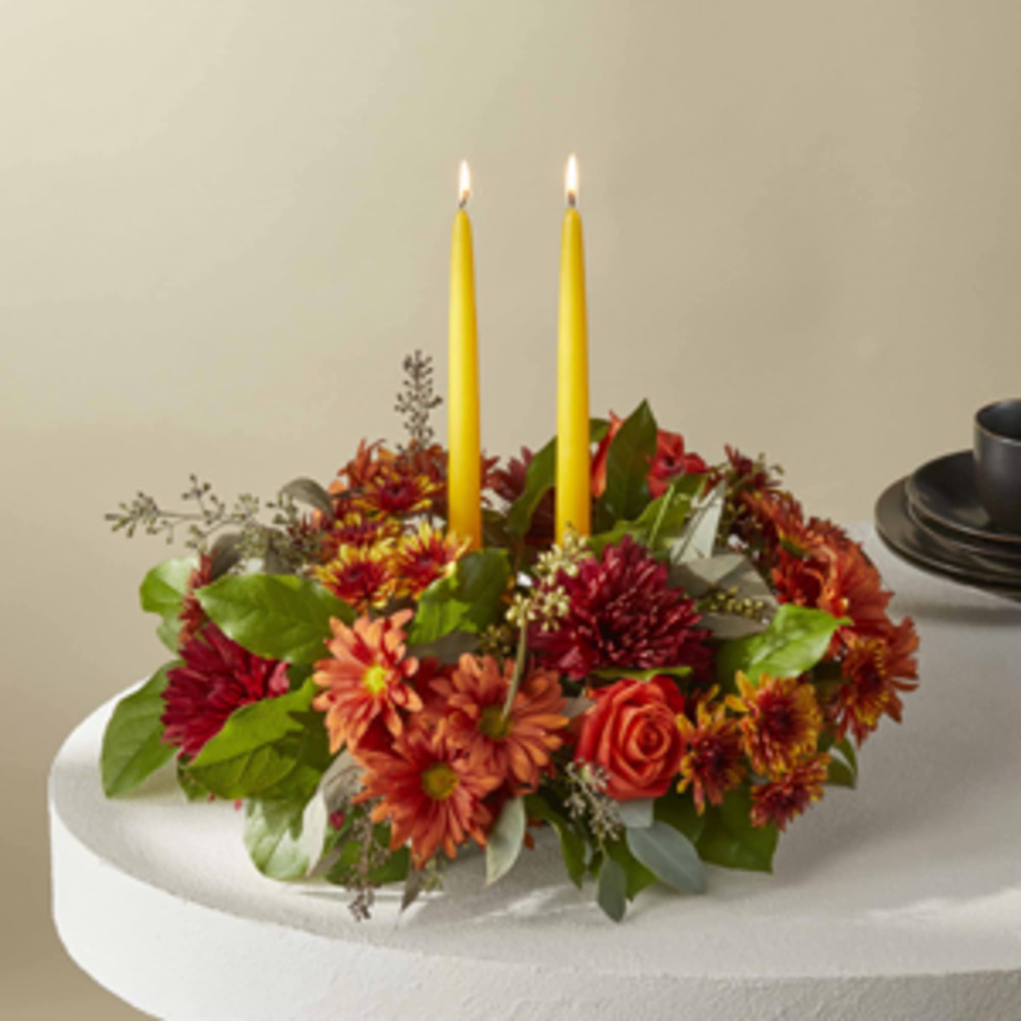 Turn eating dinner into a dining experience. This charming centerpiece is filled