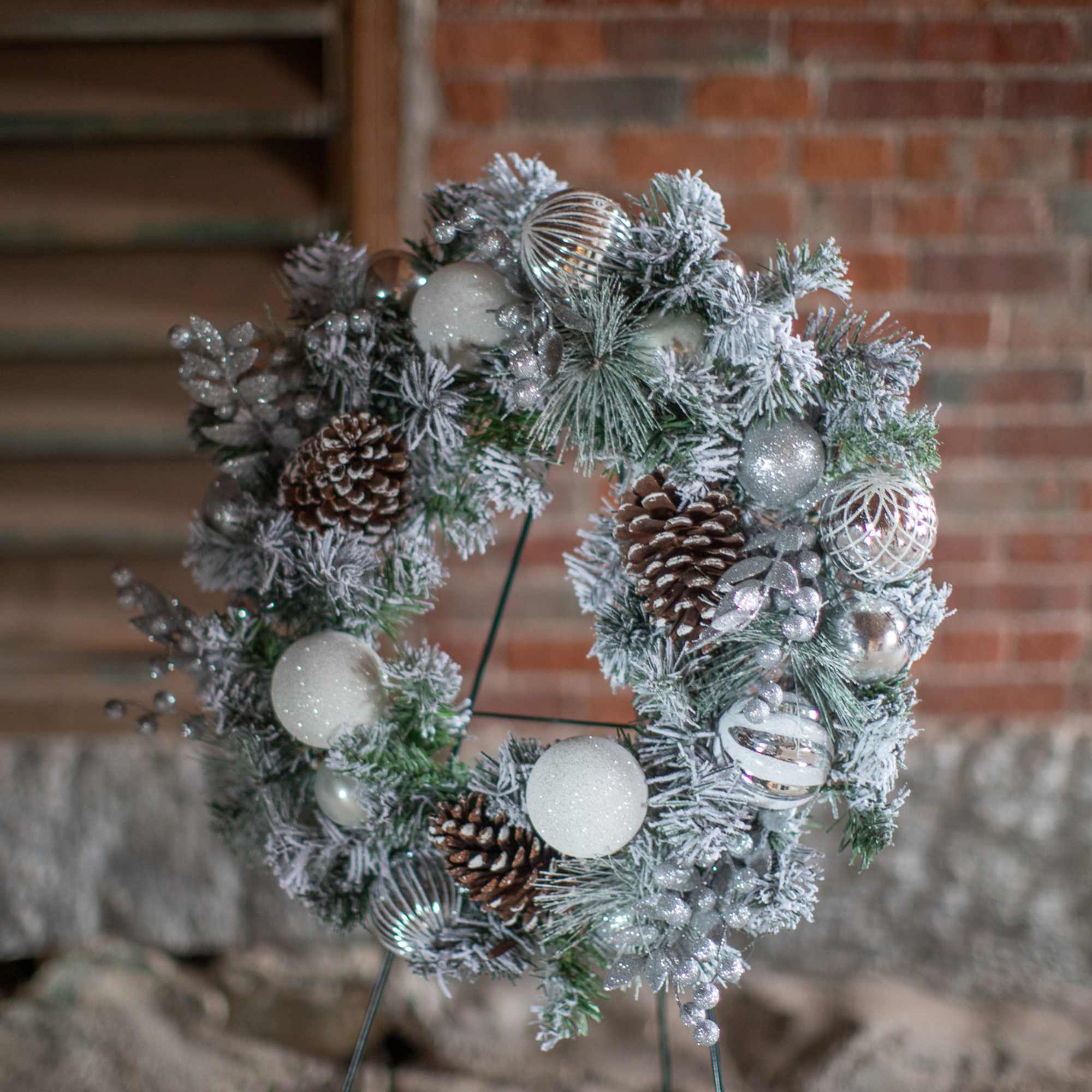 Winter whites paired with shining silver elements are sure to catch the