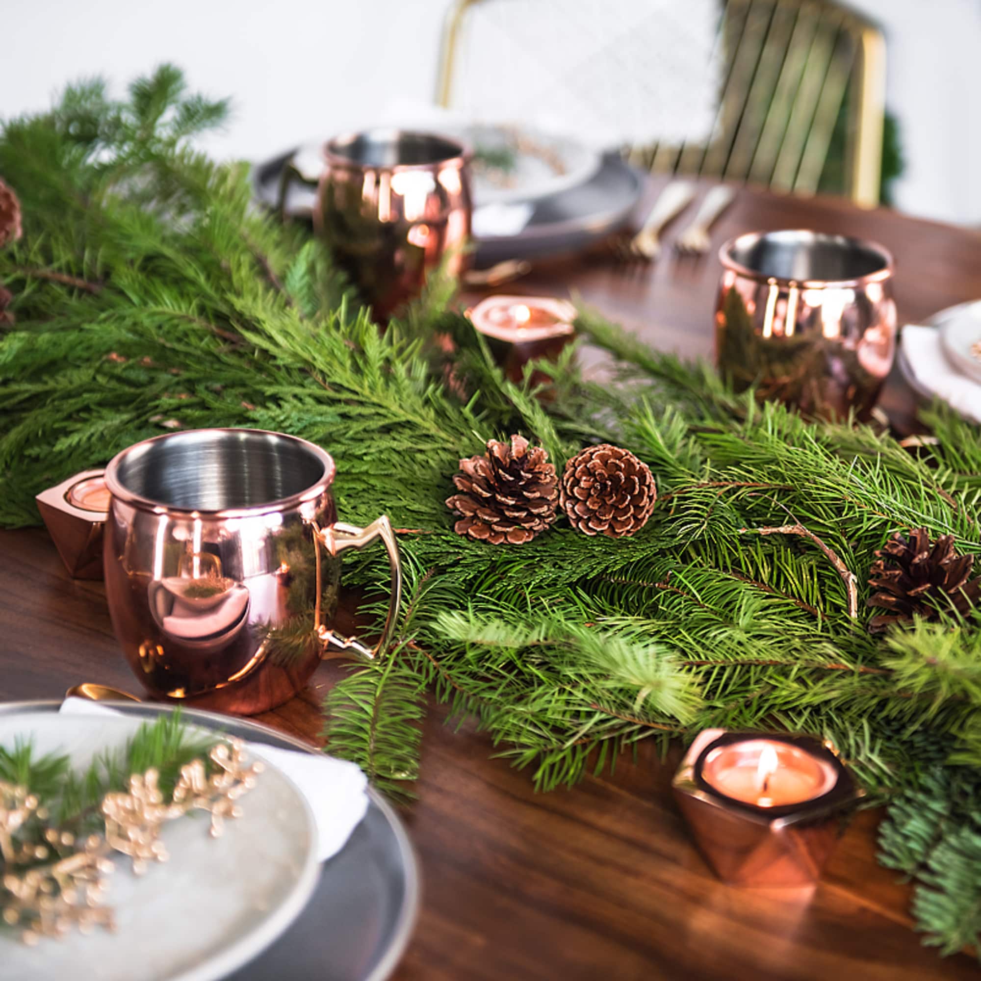 Don&rsquo;t stop believin&rsquo; (in your ability to host like a boss)!
Featuring: 4&#039;