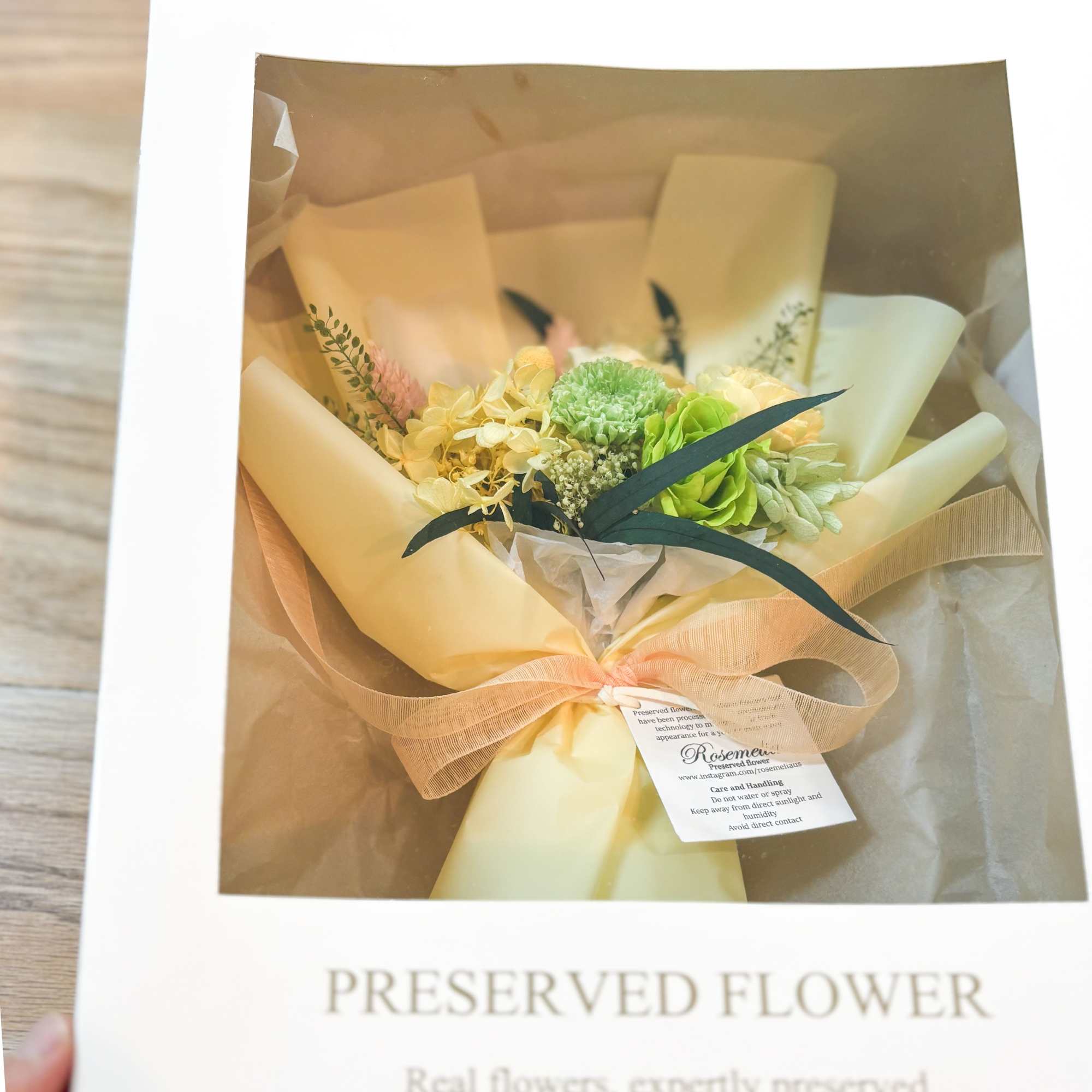 Real flowers, expertly preserved to maintain their beauty for over a year