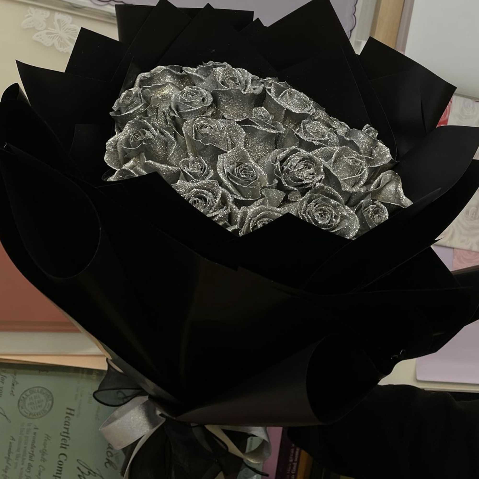 Introducing the epitome of elegance and grace, behold the exquisite 25 Silver