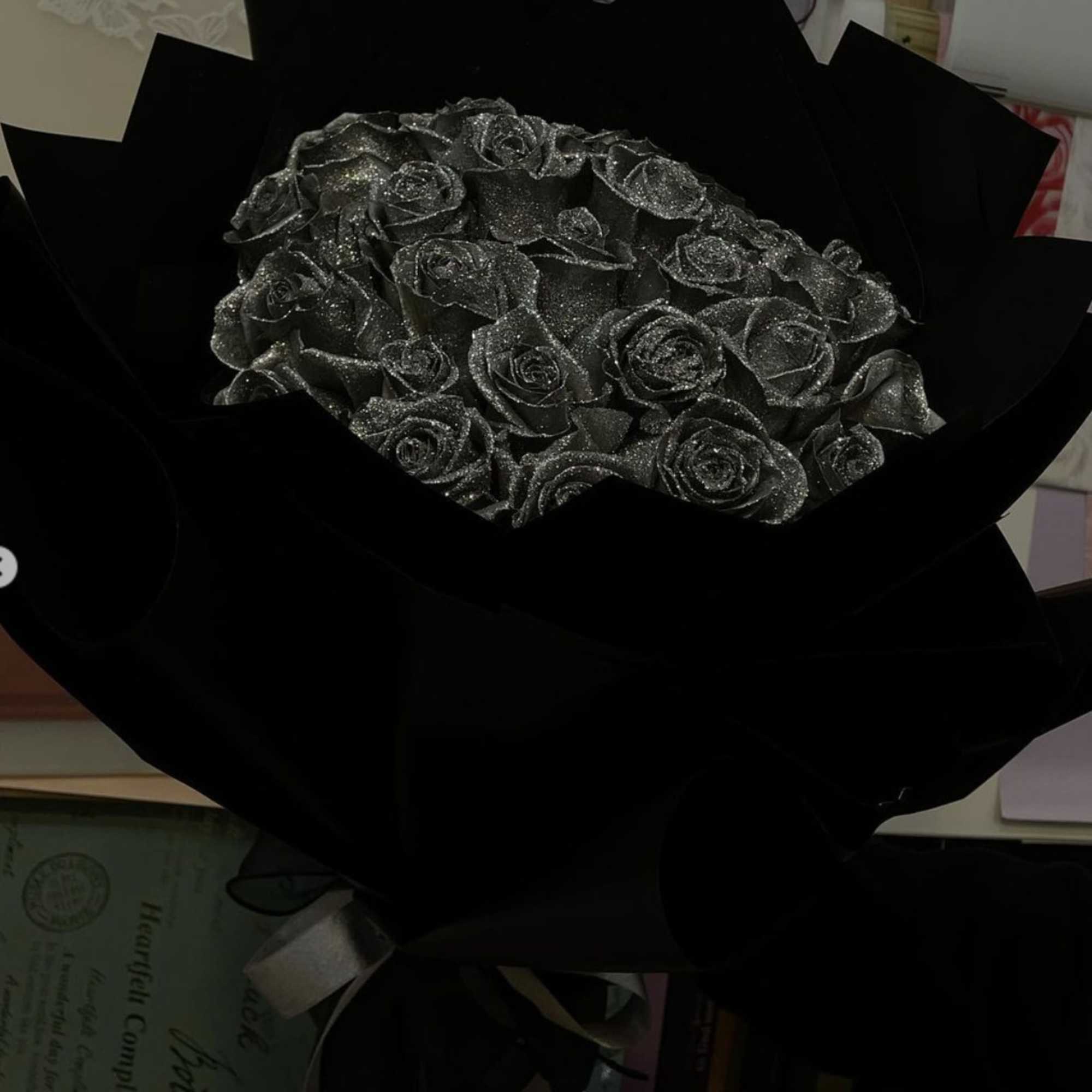 Introducing the epitome of elegance and grace, behold the exquisite 25 Silver