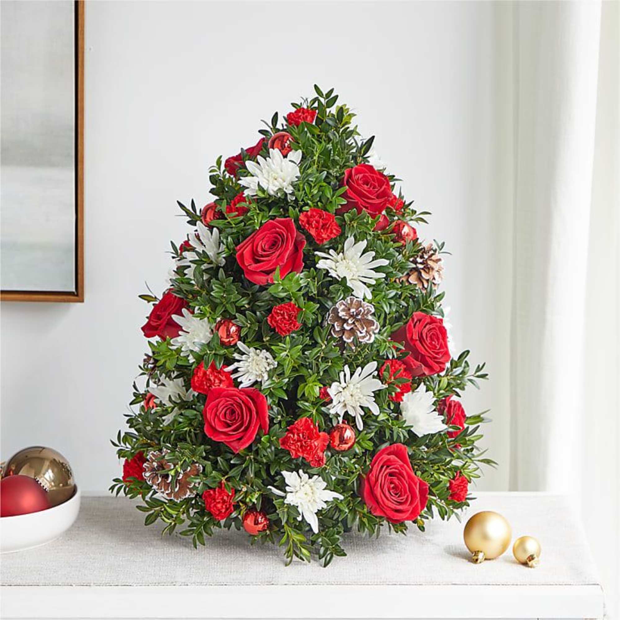 Bring a fresh twist to holiday d&eacute;cor with the Let It Snow Tree &mdash; a