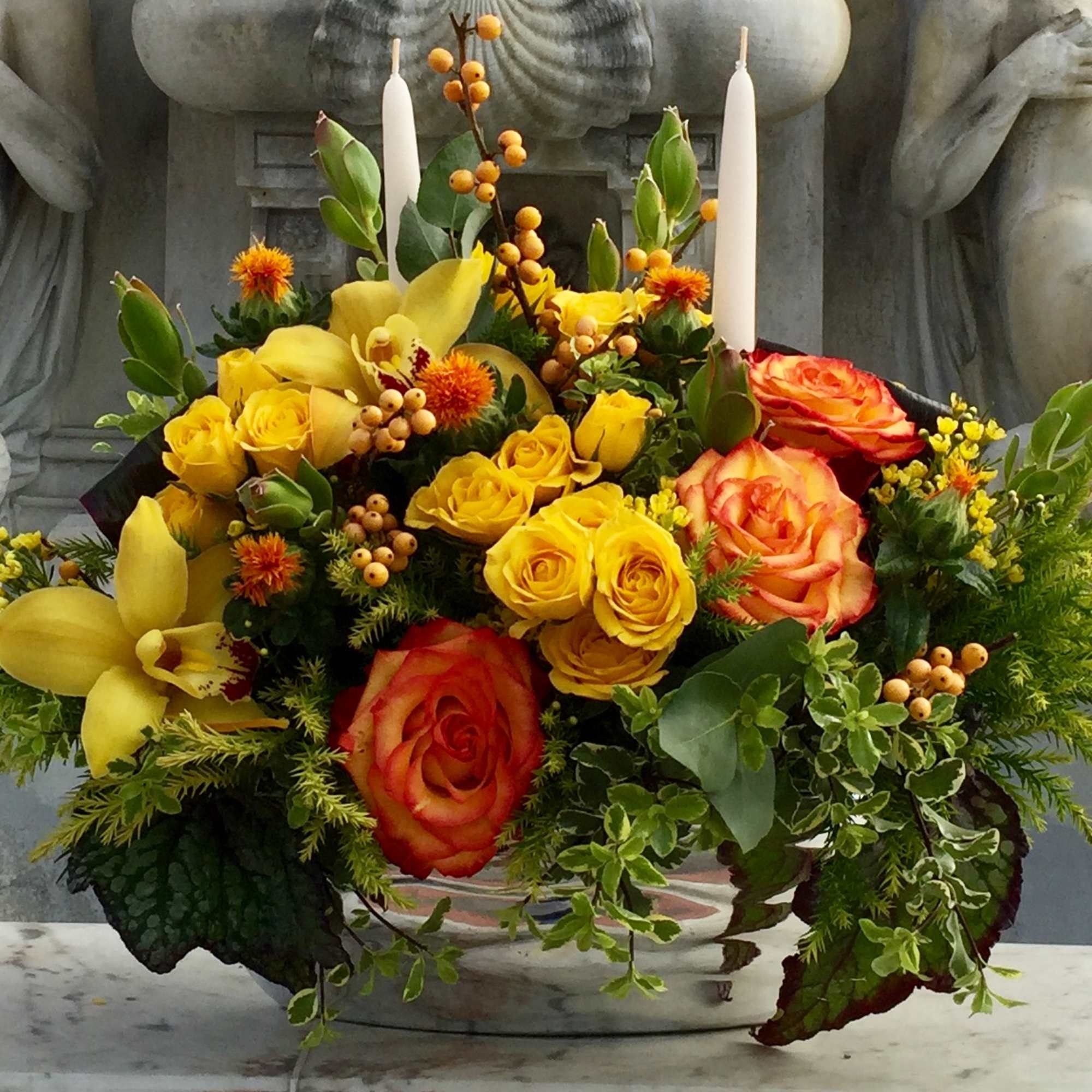 A centerpiece designed to finish off your newly decorated fall colors in