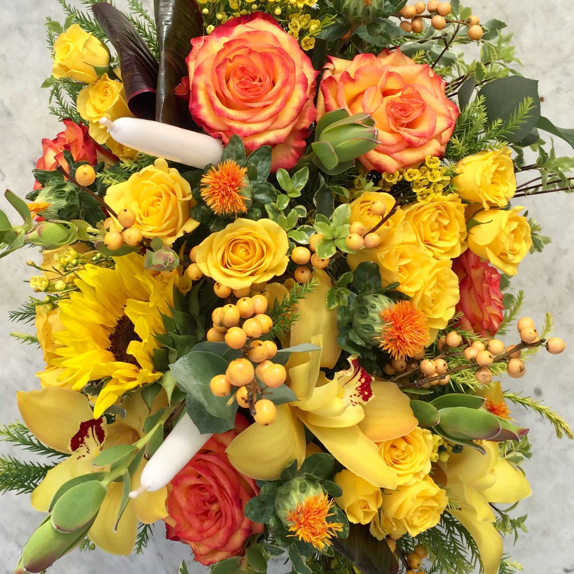 A centerpiece designed to finish off your newly decorated fall colors in