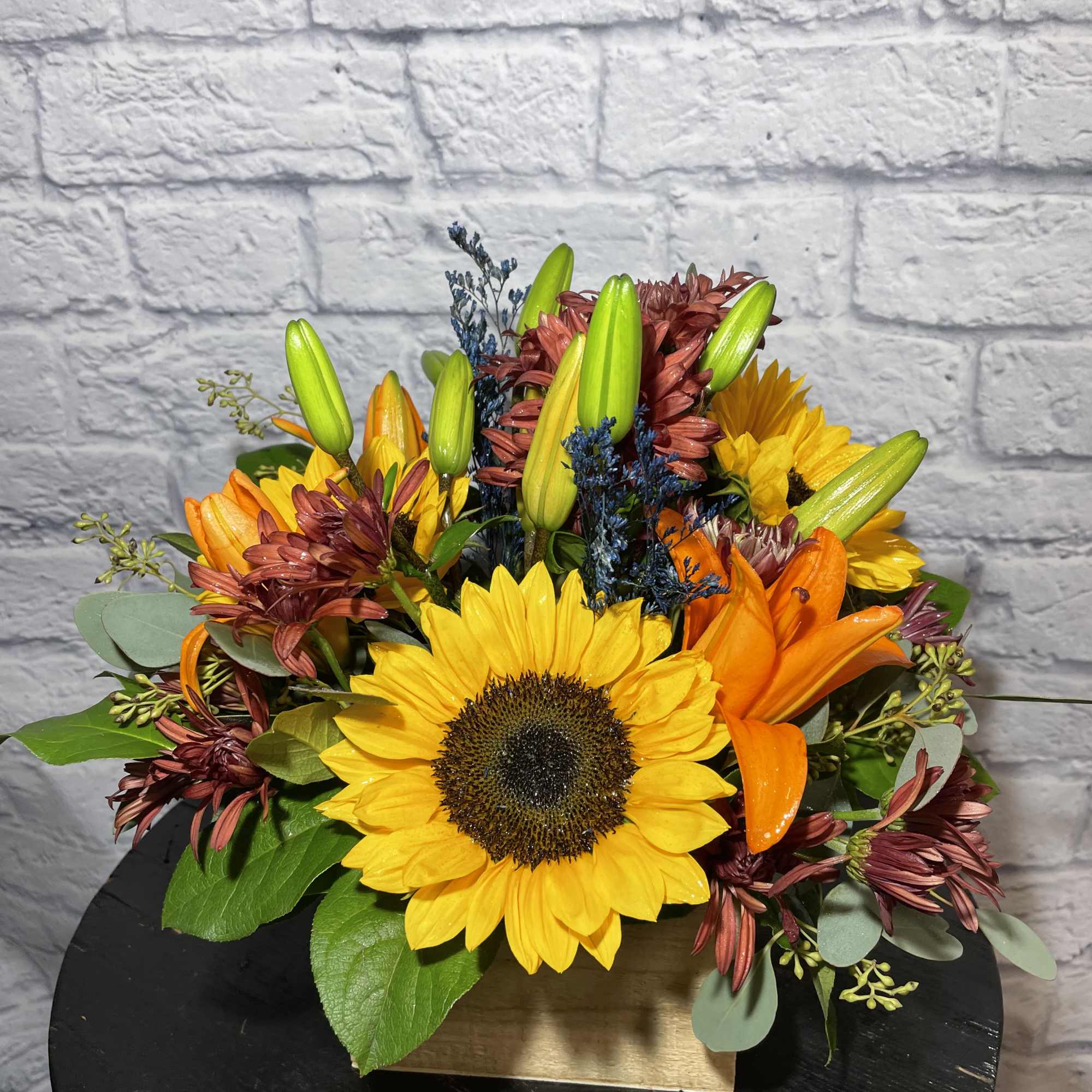 are you hosting Thanksgiving this year? This center piece is for you!