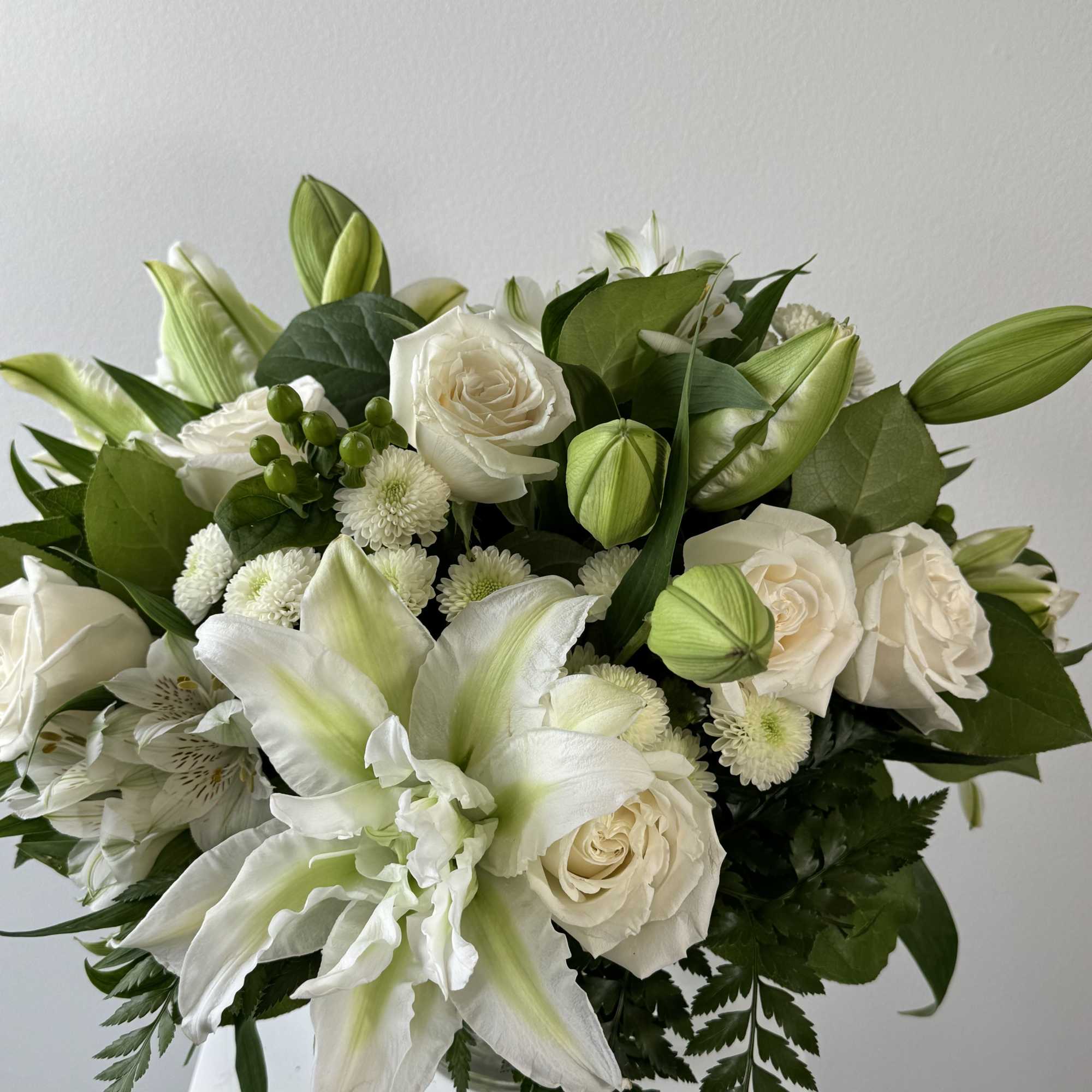 White Day Flower Arrangement &ndash; Pure White Lilies, Roses &amp; Cushion Mums