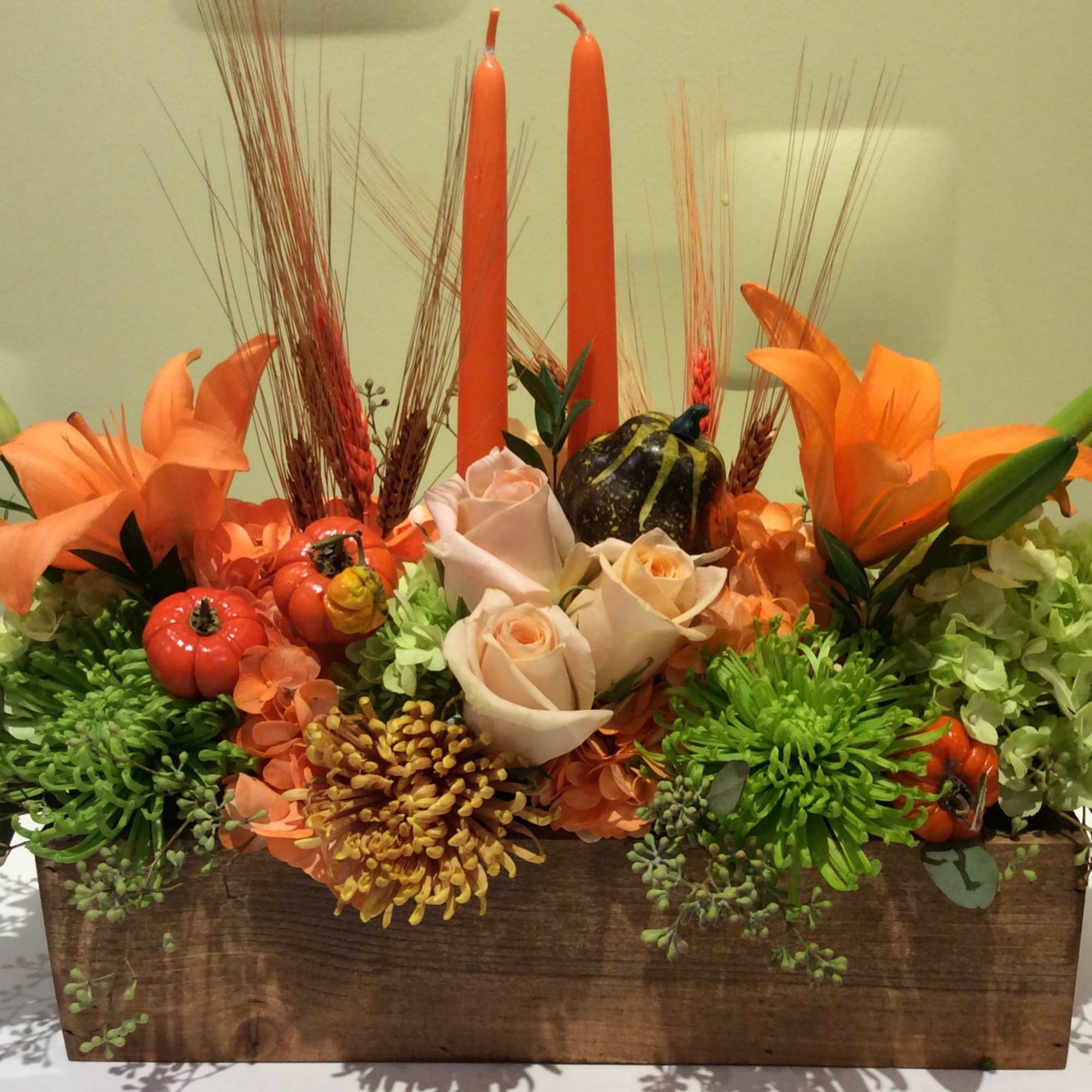 amazing rustic wood box, made with the joy of fragrance flowers, and