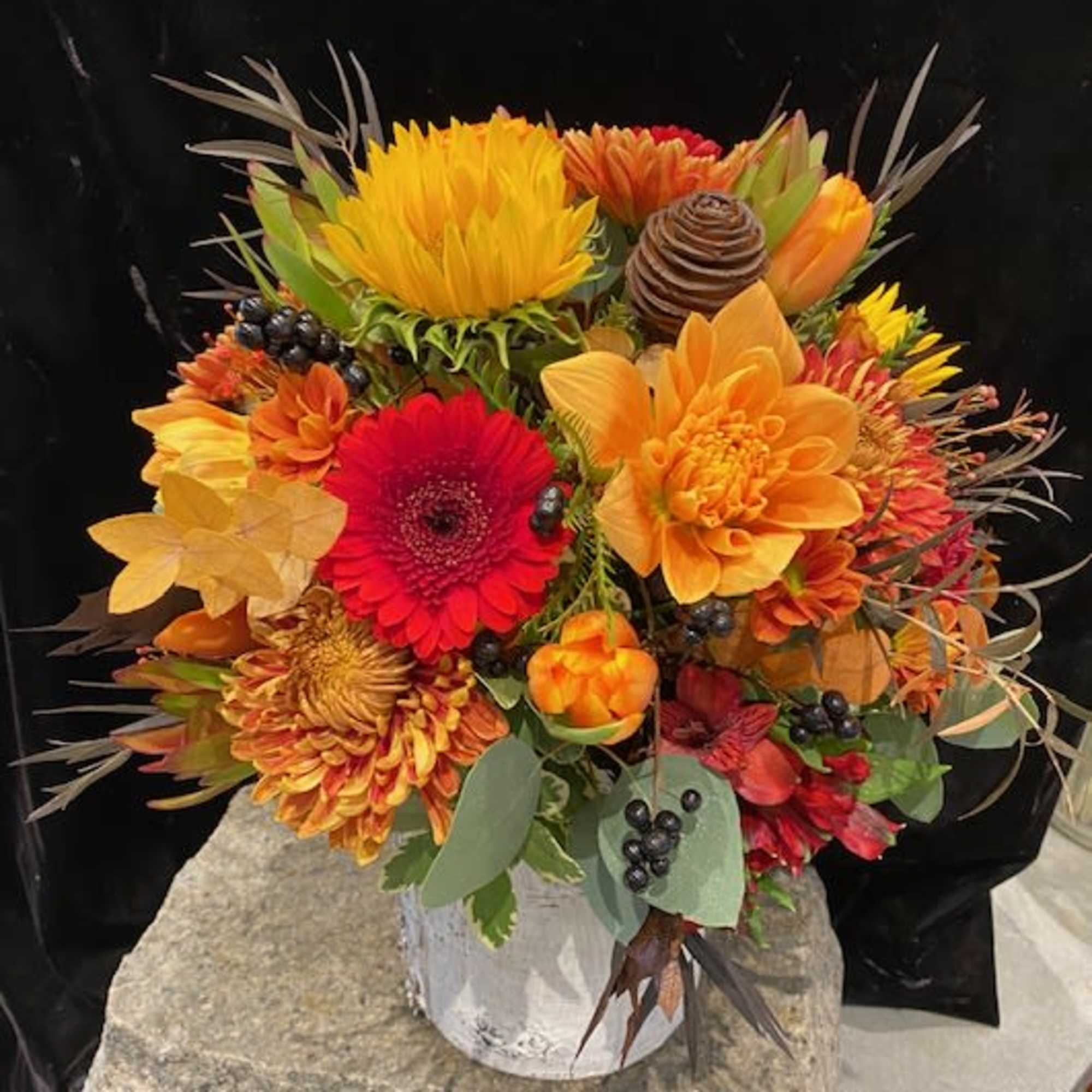 If you have not decided exactly what type of centerpiece you would