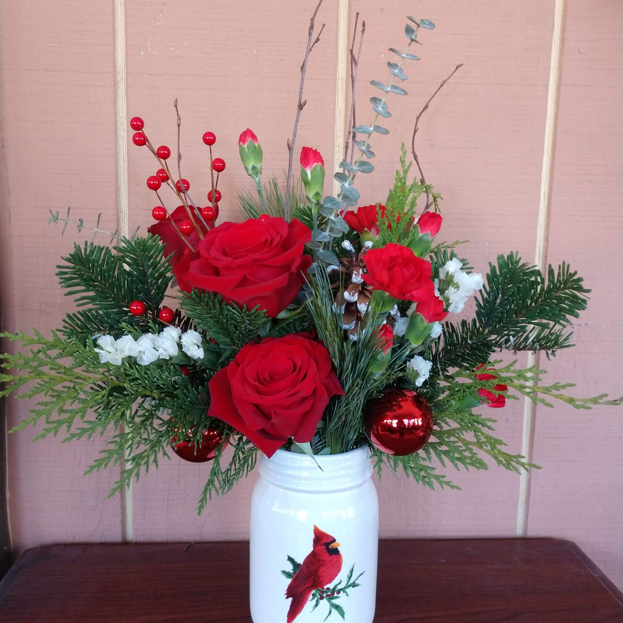 Cardinal mason size jar is the perfect size to sit anywhere and