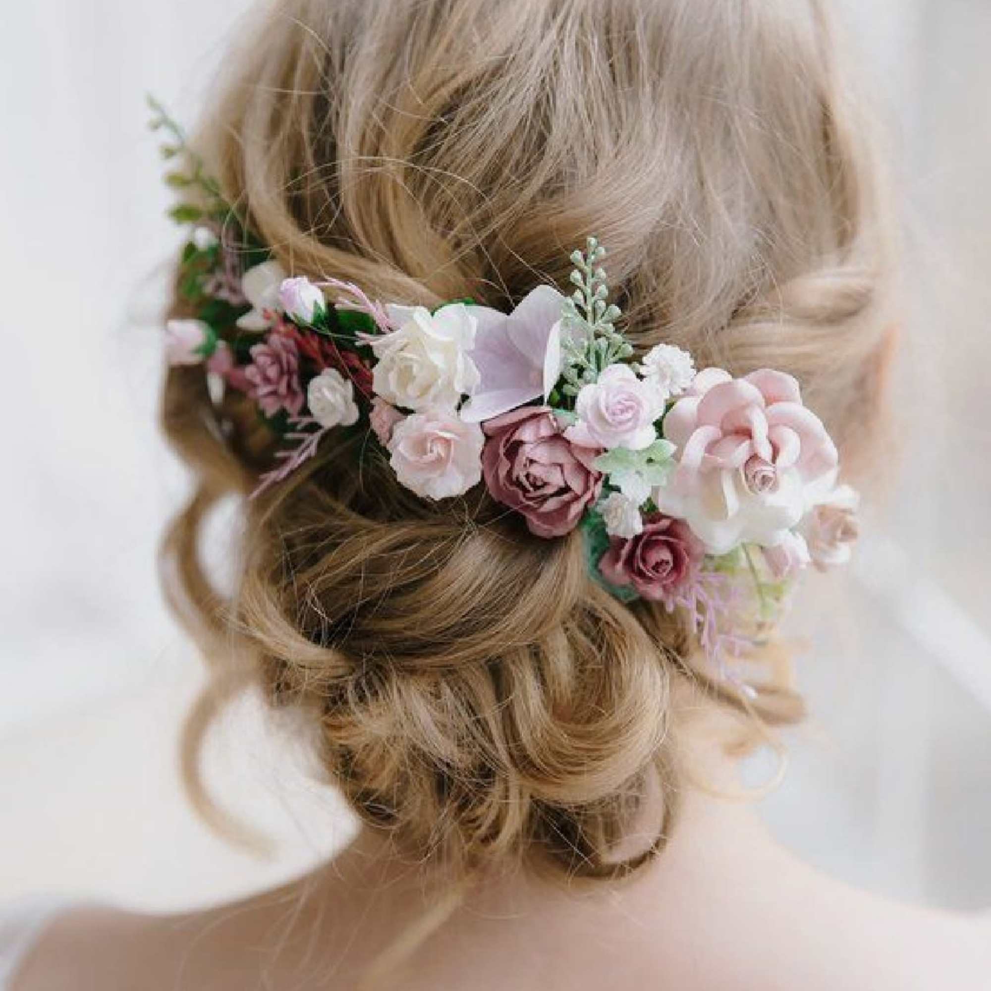 Fresh flowers crown for any occasions