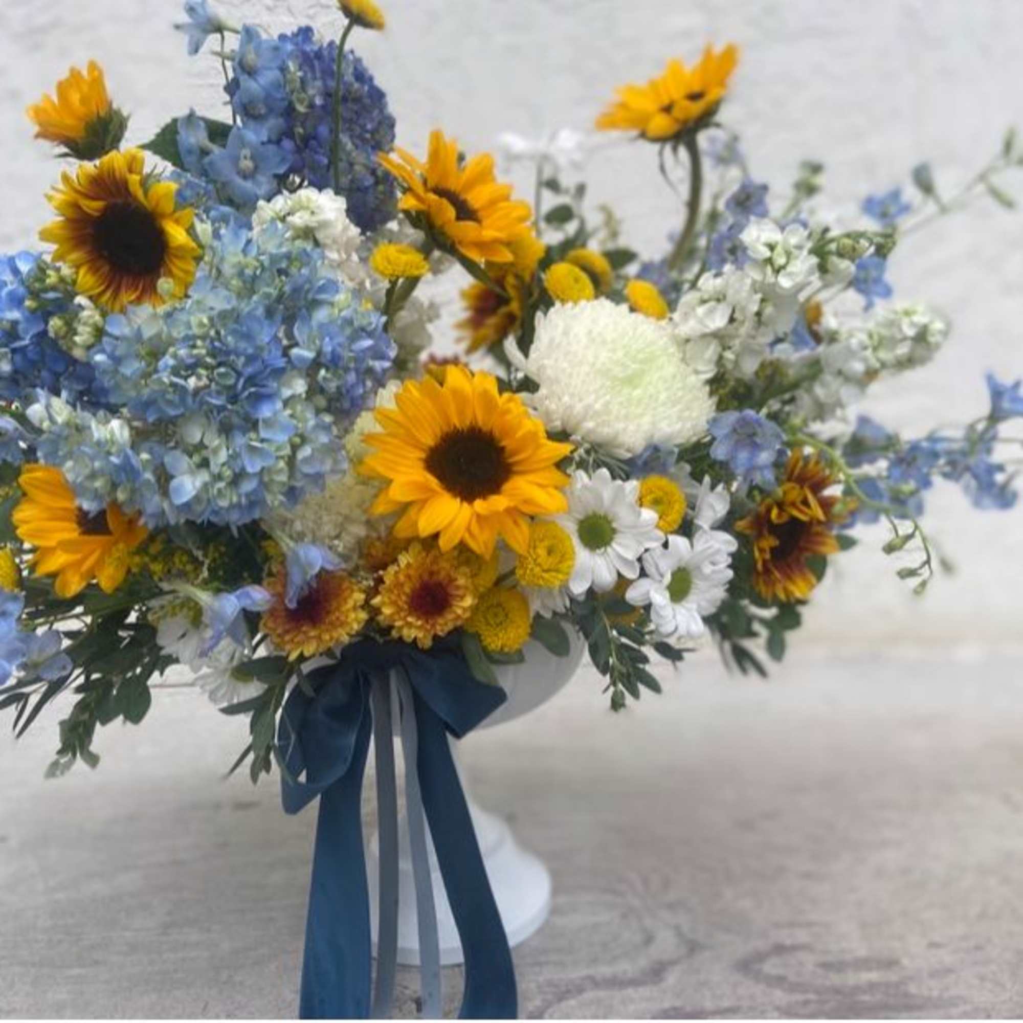 **We kindly ask families to notify us of their preferred color palette