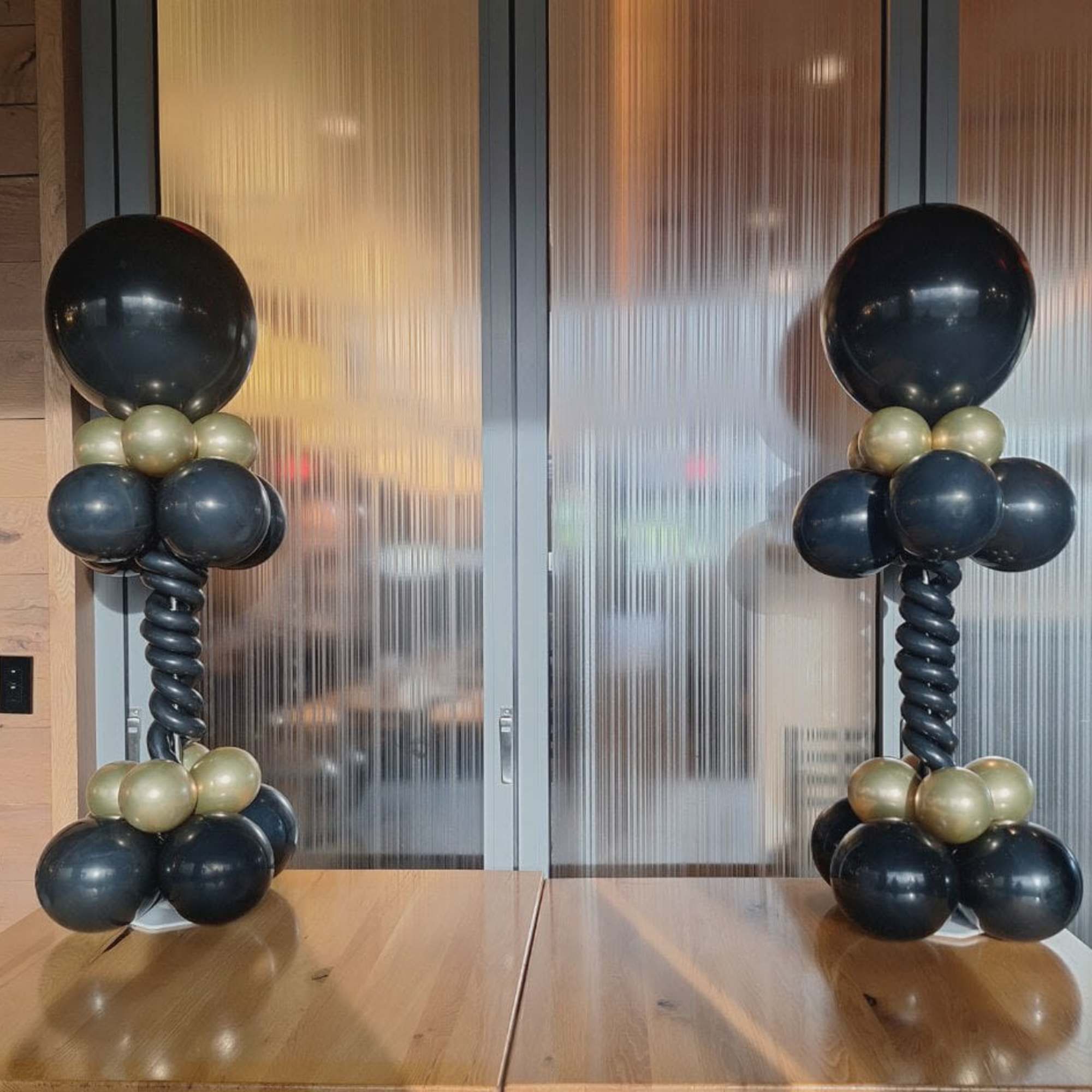 Creative tabletop balloon can be used for any and all occasions can