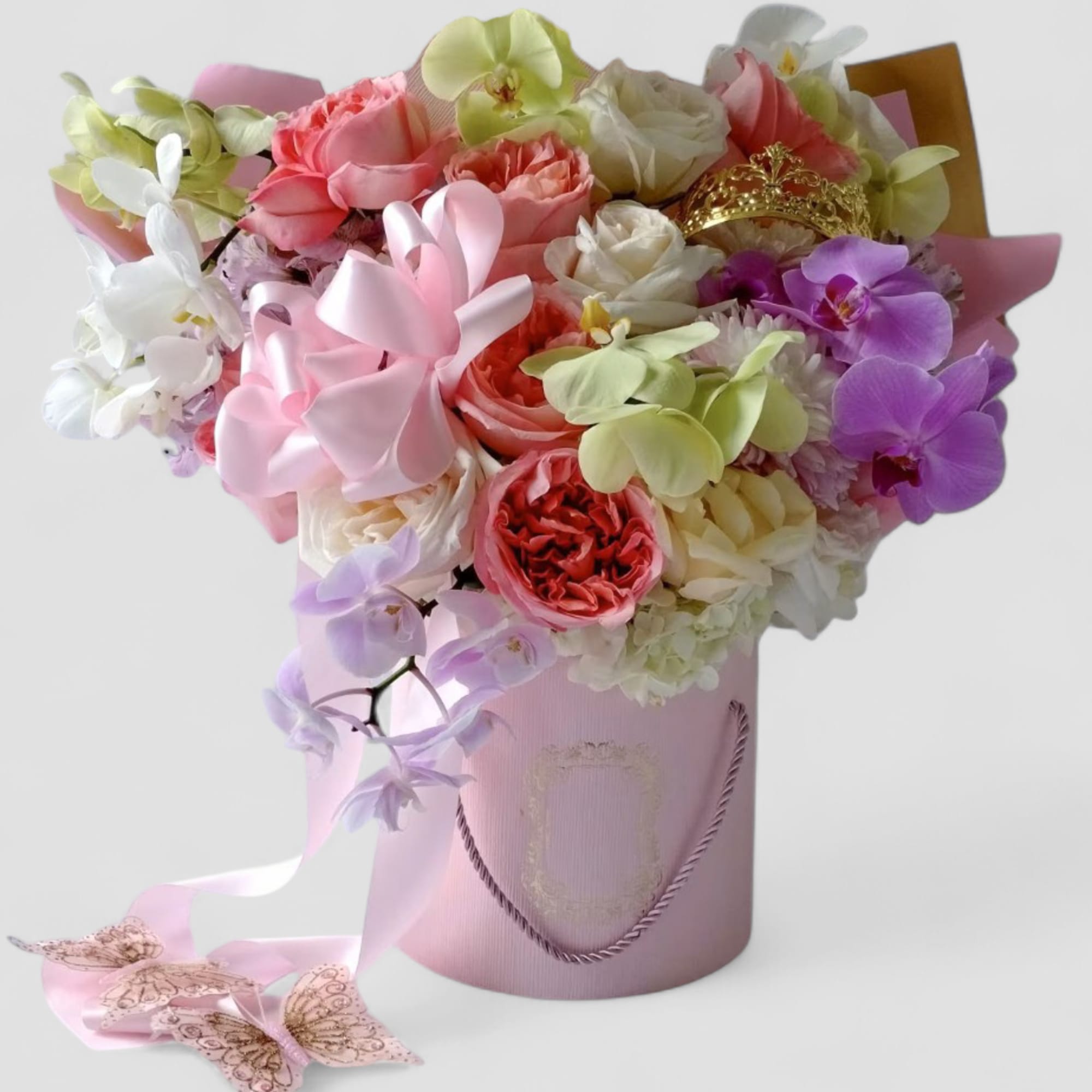 Send this beautiful large flower bouquet arranged in a pink hat box