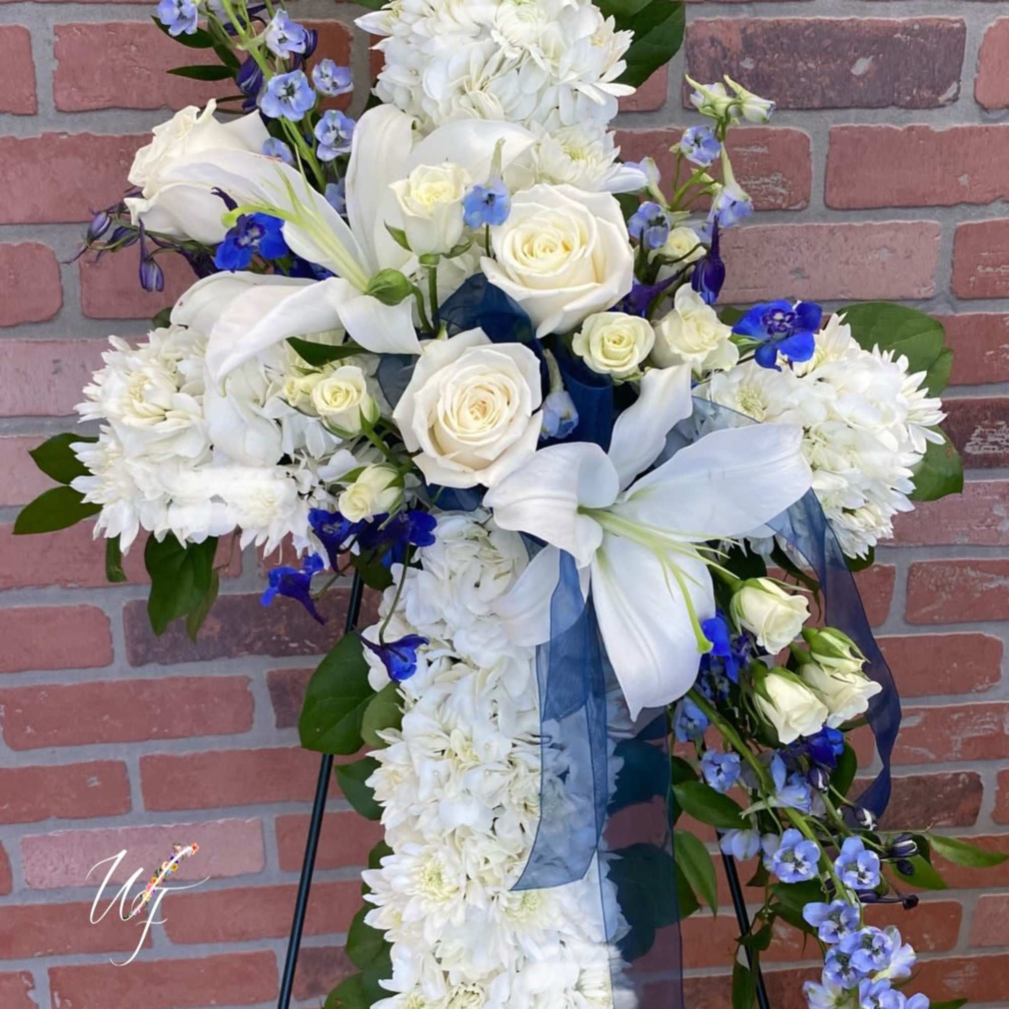Prayers in the Sky in Wareham, MA | Wild Flower Floral Design display picture 1