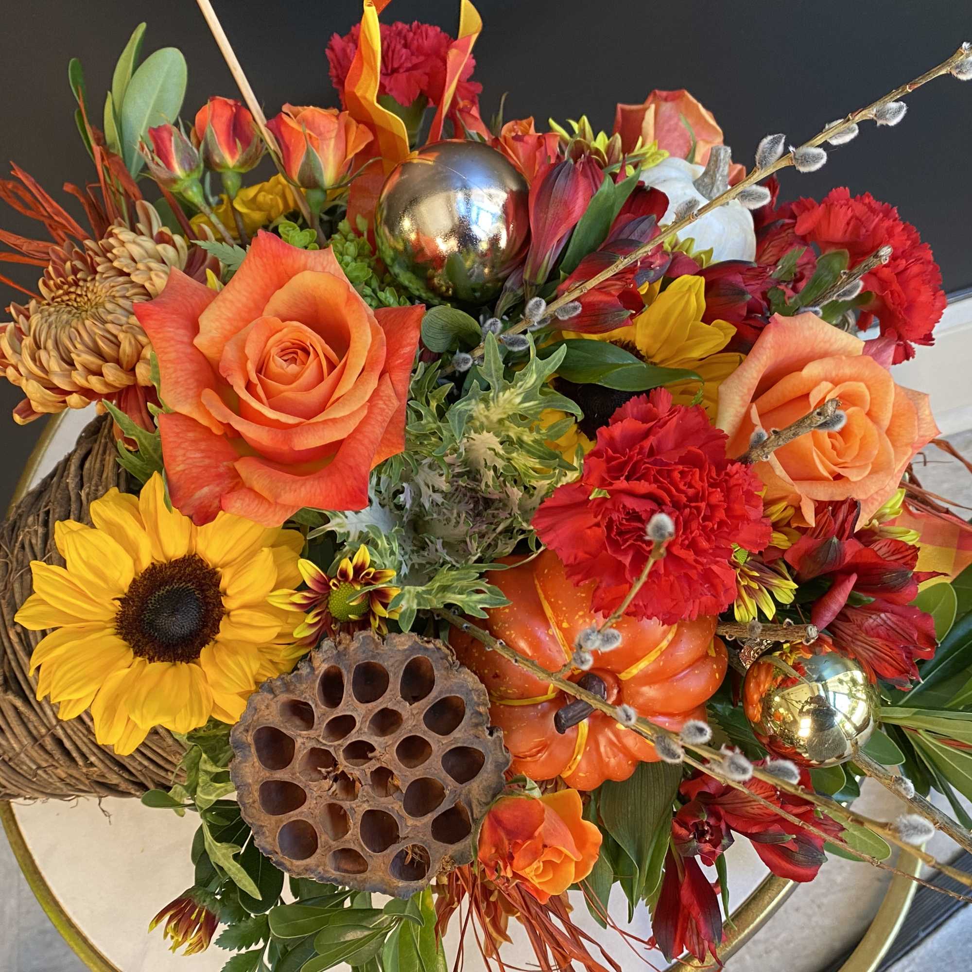 Celebrate the season of Thanksgiving with this traditional symbol of autumnal abundance.