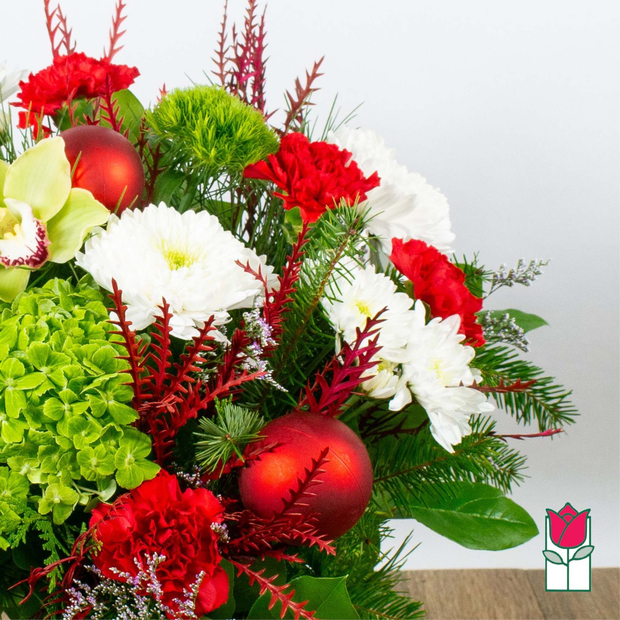 Introducing the enchanting Christmas Floral Collection at Beretania Florist, where the spirit