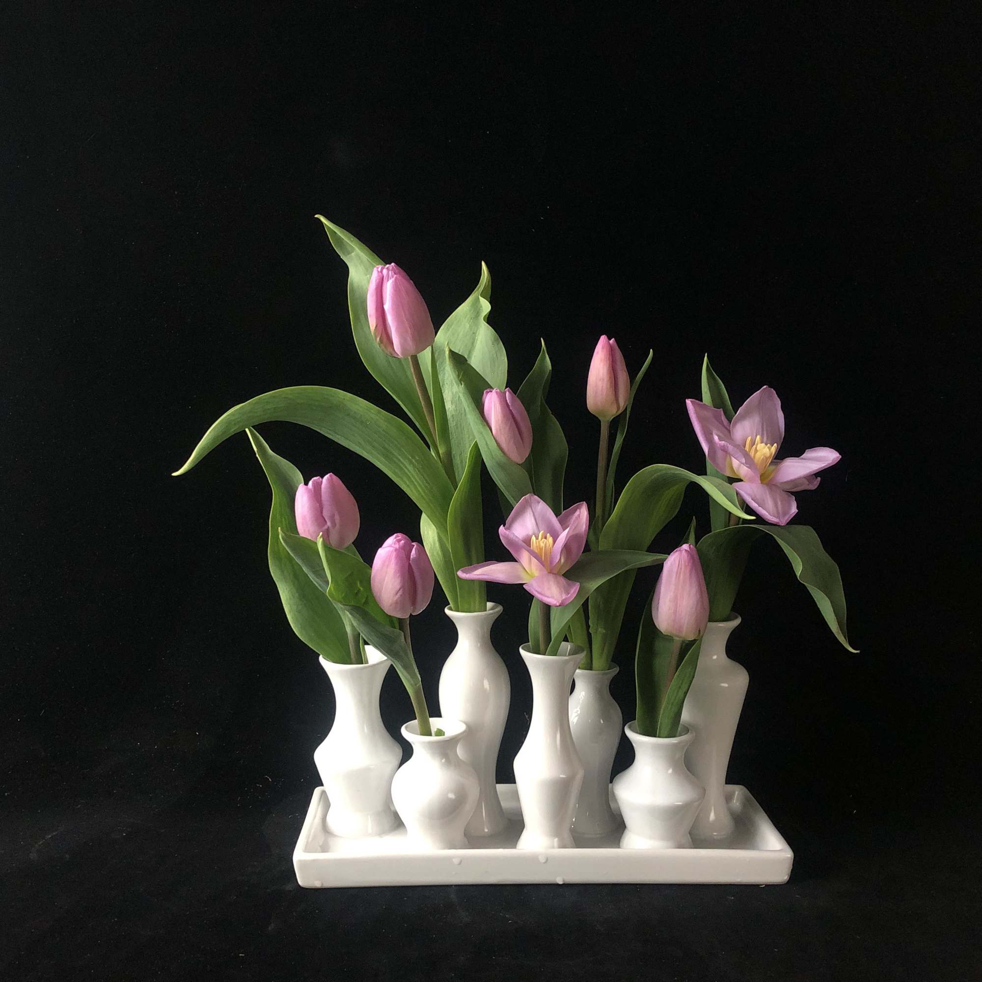 Simple and Chic, the vase becomes a loved way to display flowers