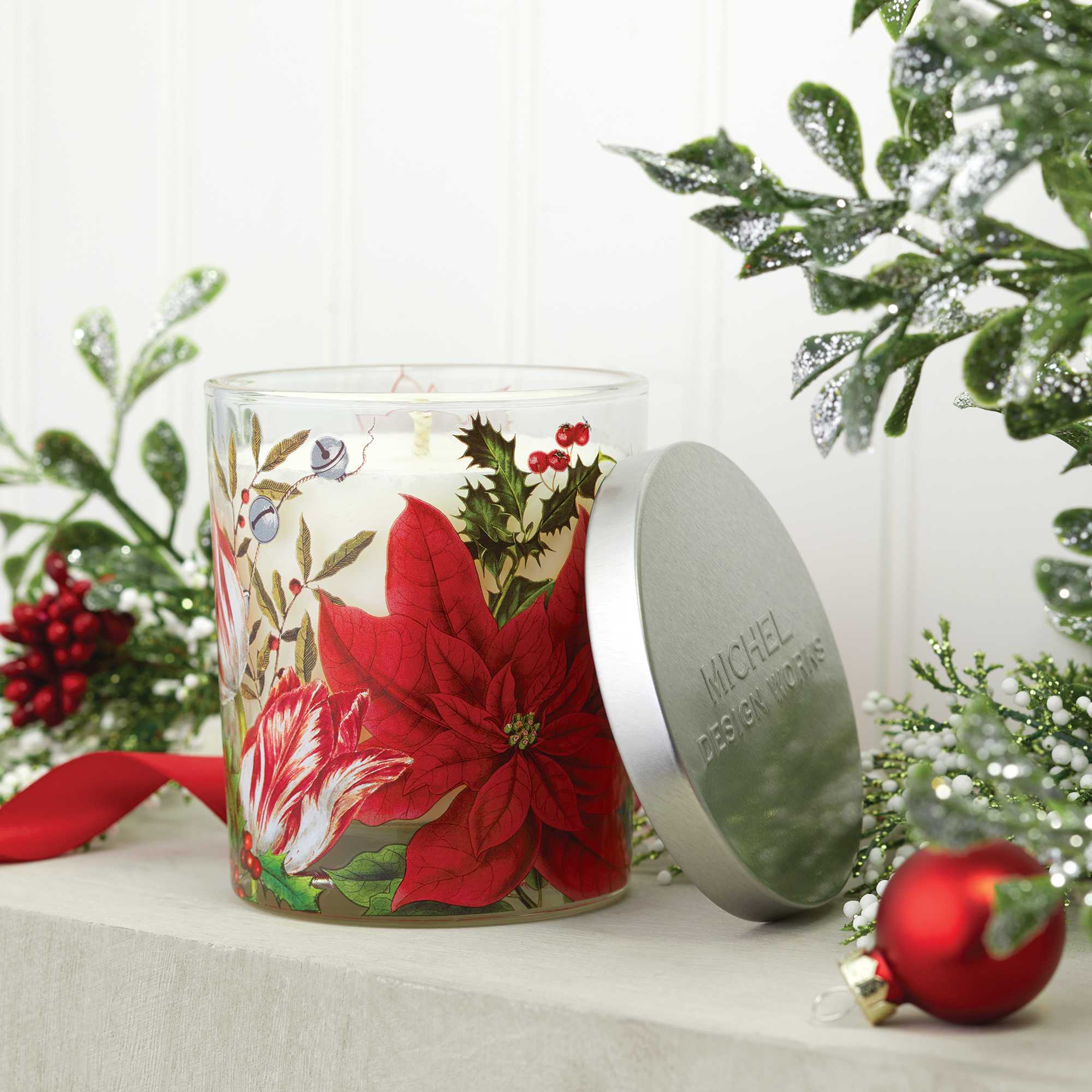 Our all-natural, decorative jar candle is nontoxic, biodegradable and clean burning, made