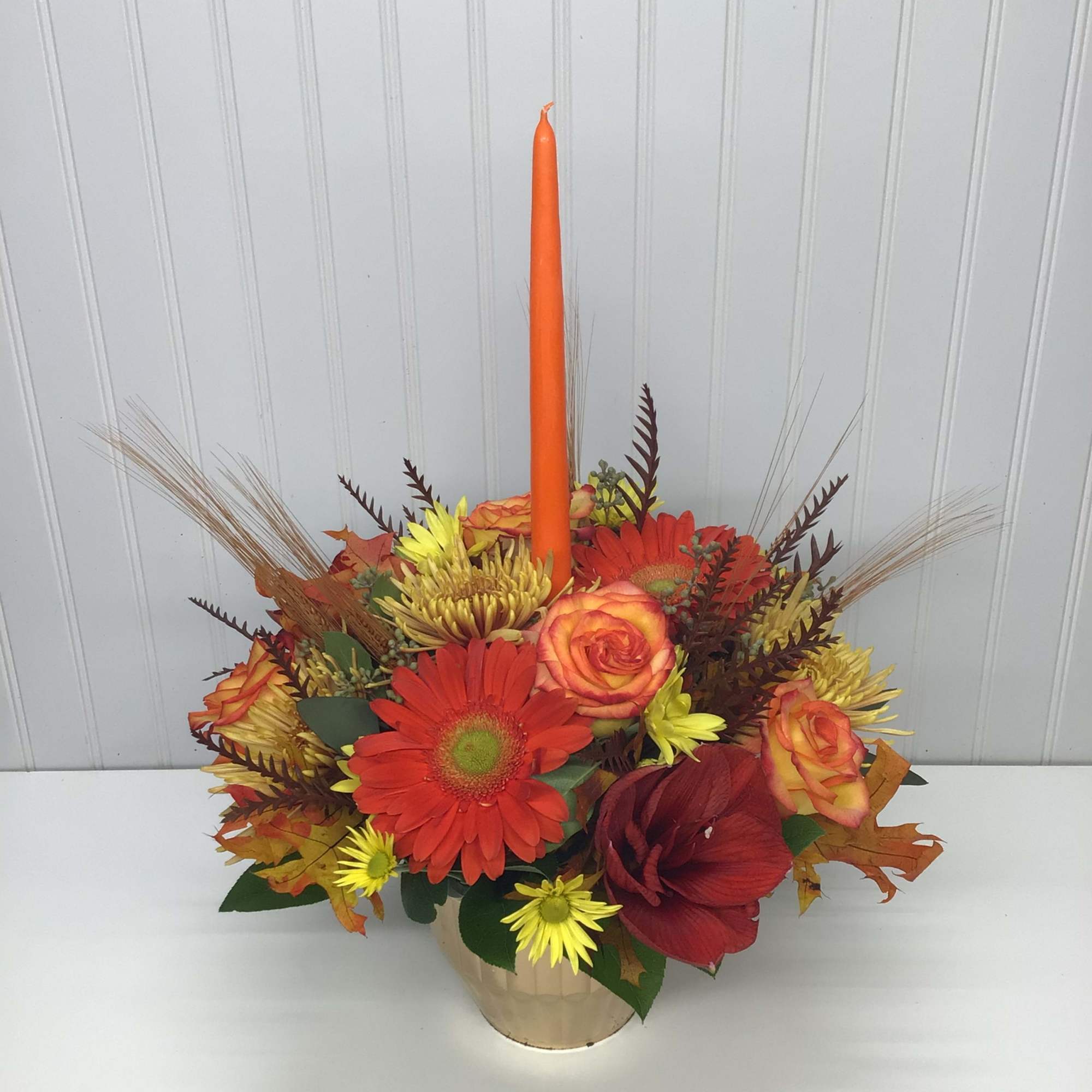 A beautiful centerpiece perfect for a family dinner