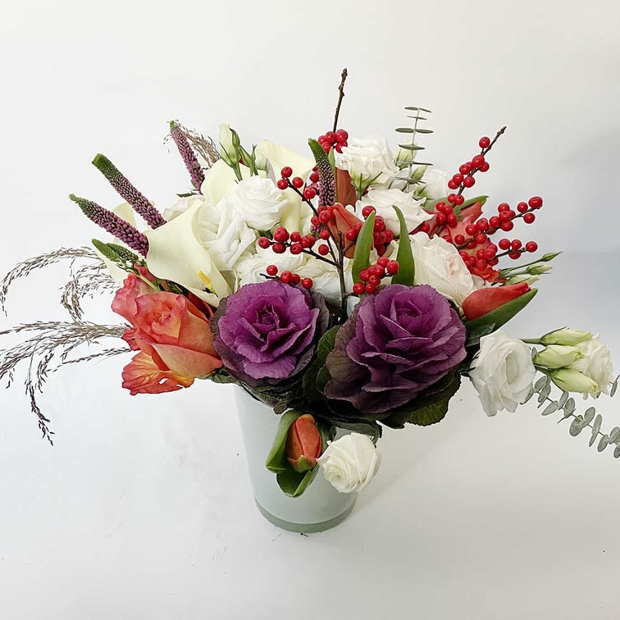 A great size for the kitchen island or 6-8 people table