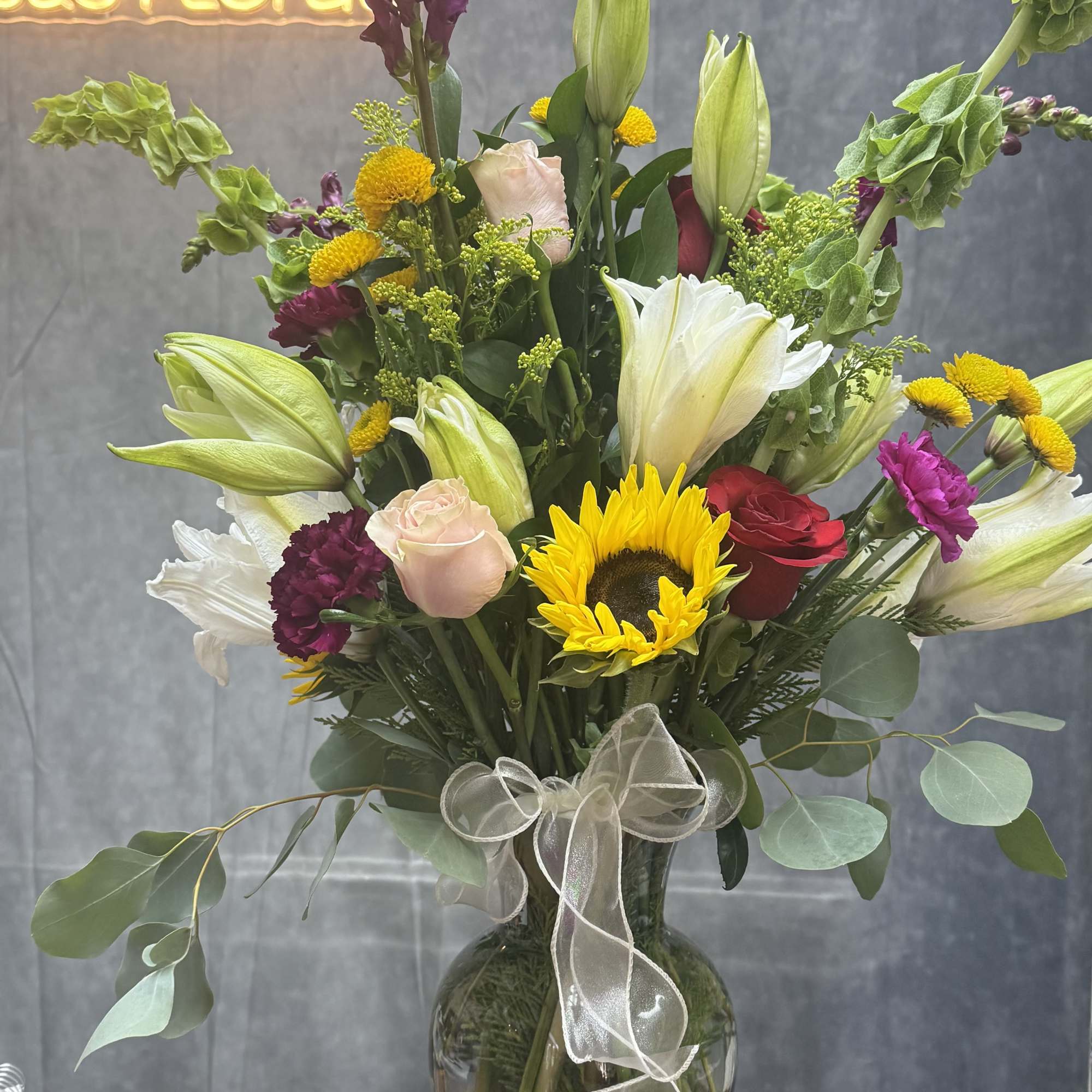 Introducing Our New Design Luxury Blooms , where elegance meets nature's artistry.