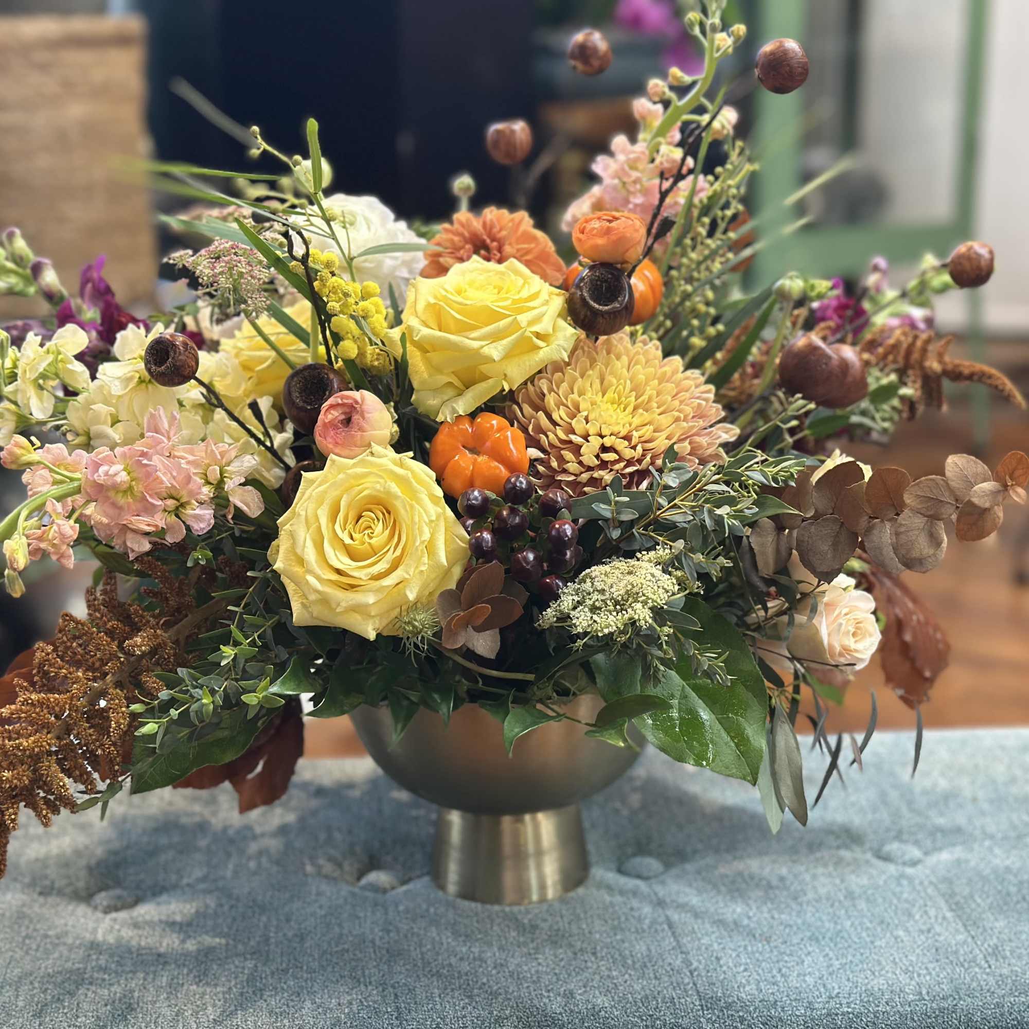 Bring the warmth of the harvest to your table with Autumn Reverie.