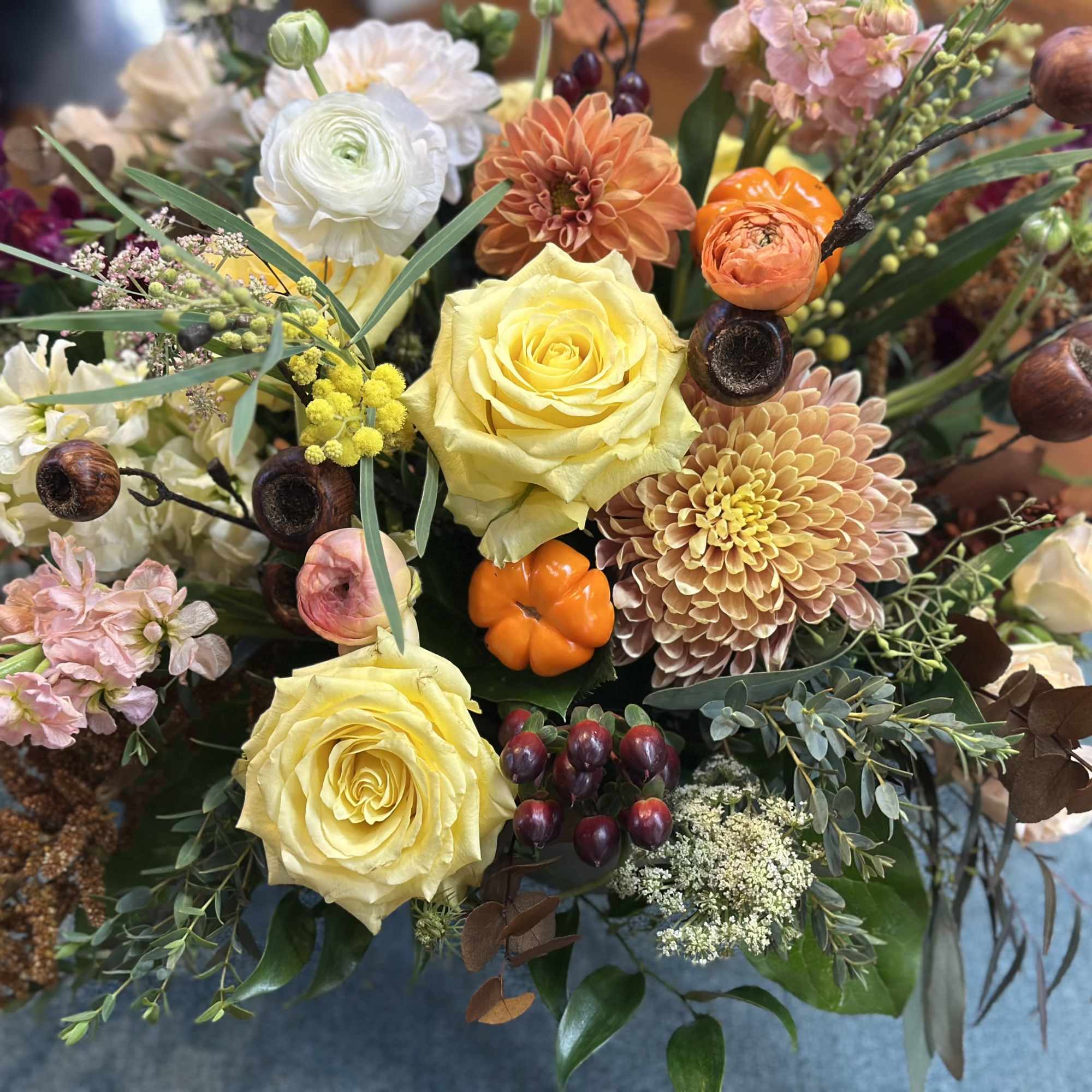 Bring the warmth of the harvest to your table with Autumn Reverie.