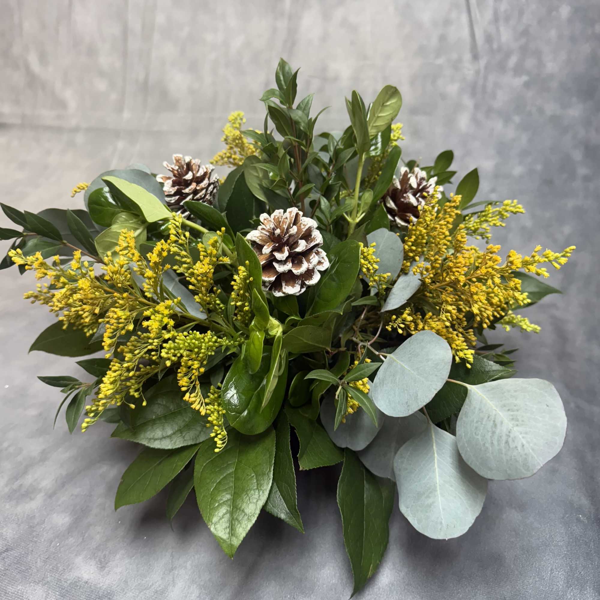 Create a warm , rustic touch for your autumn table with this