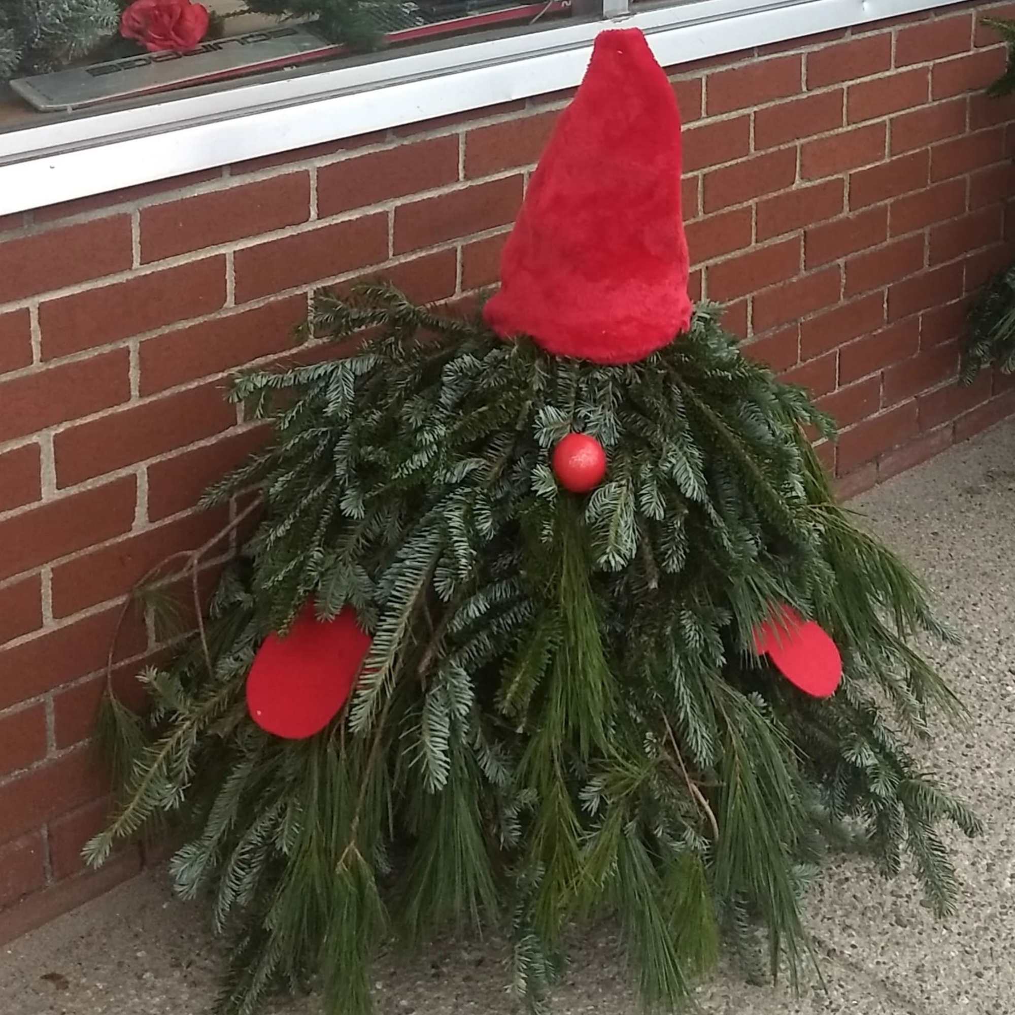 
Oh, there&#039;s gnome place like gnome for the holidays
&#039;Cause gnome matter how
