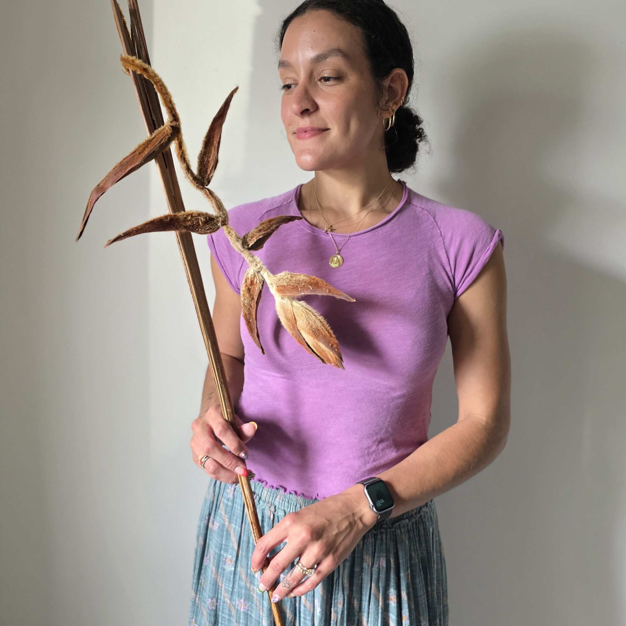 Make a bold, tropical statement with our Dried Hanging Heliconia. Dried to