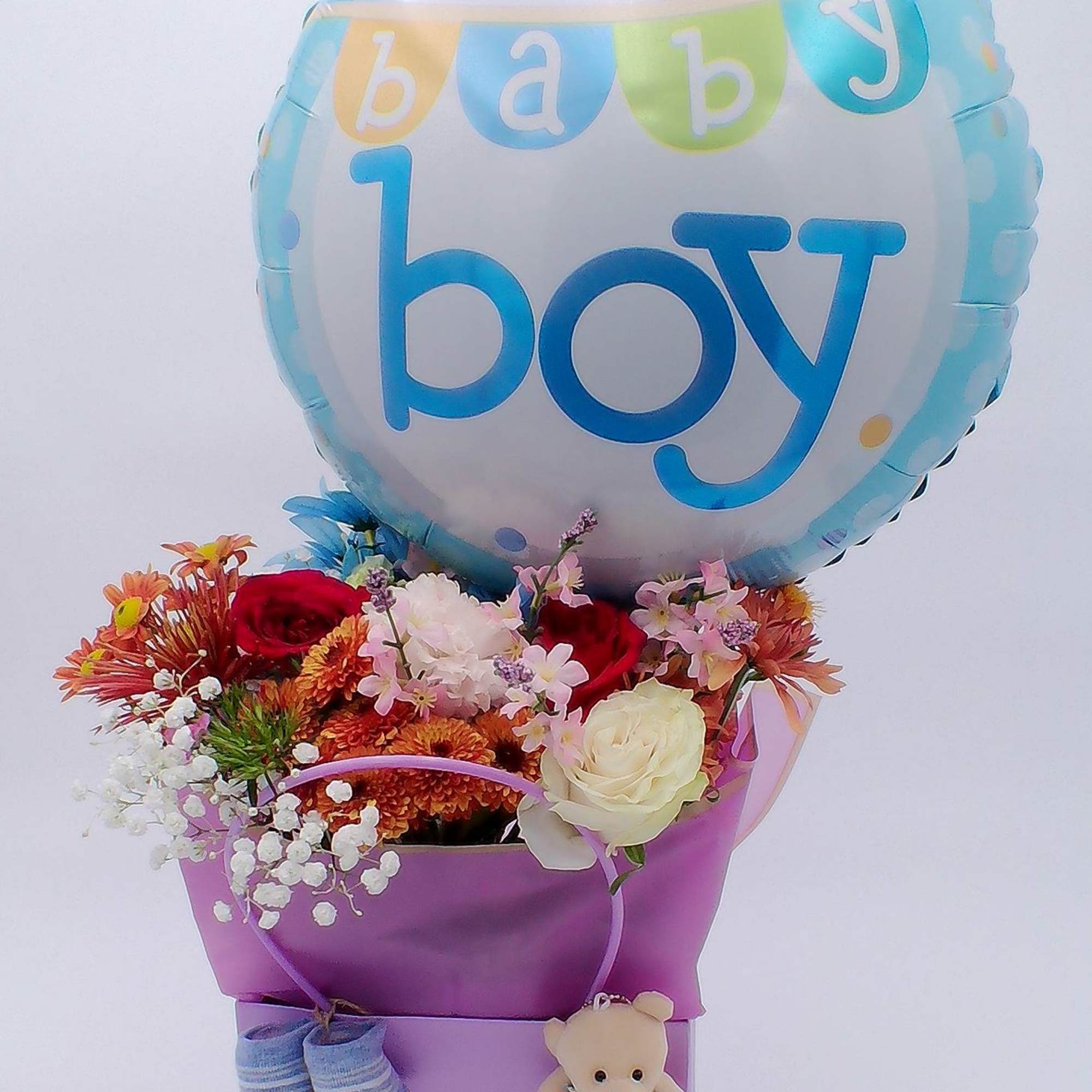 Mixed Fresh Flowers (14&ndash;16 stems): soft and joyful blend of seasonal blooms