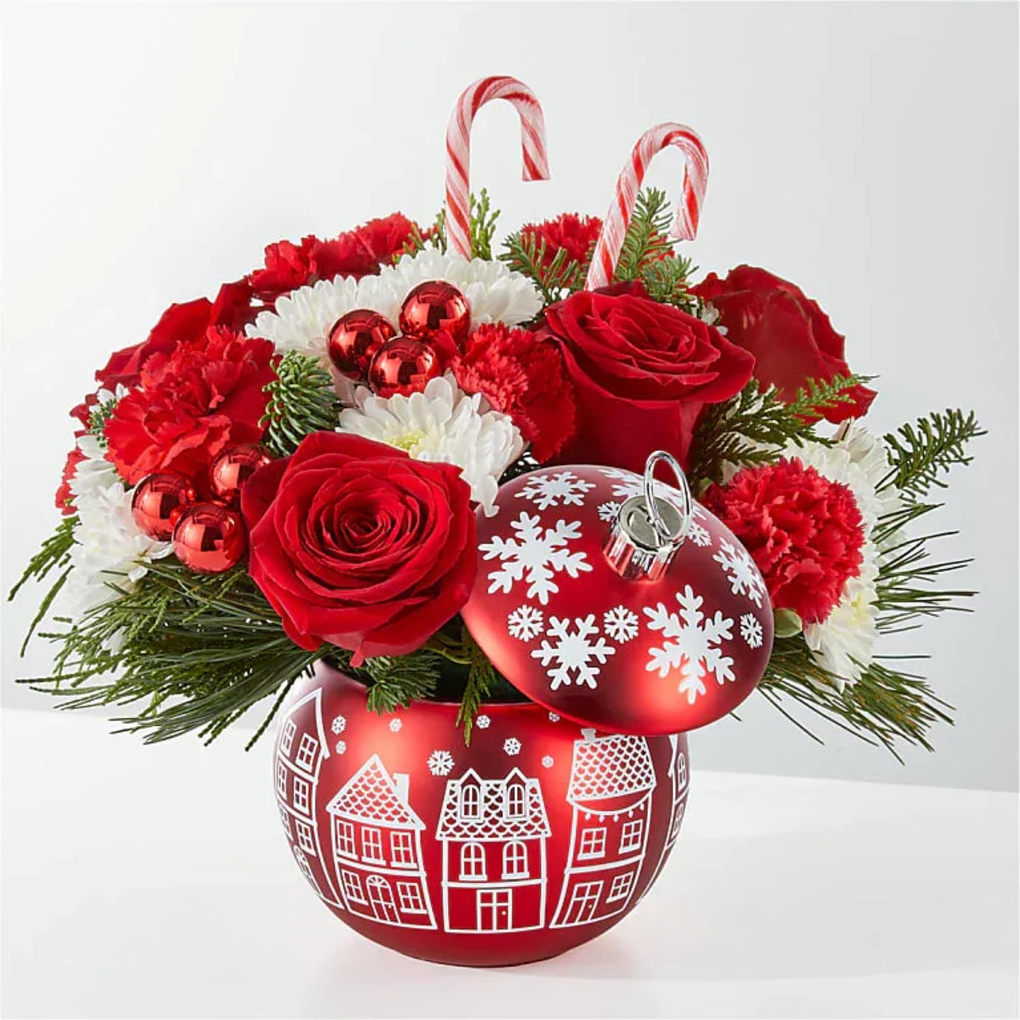 An ornament full of blooms, perfect for any occasion this season.
Details:
The Standard