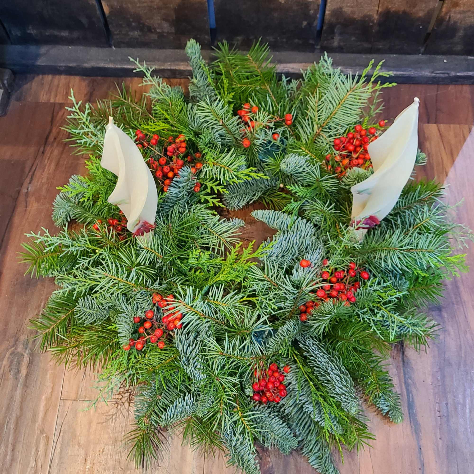 This is a 12&quot; wreath base, finished size approximately 18&quot;. All fresh