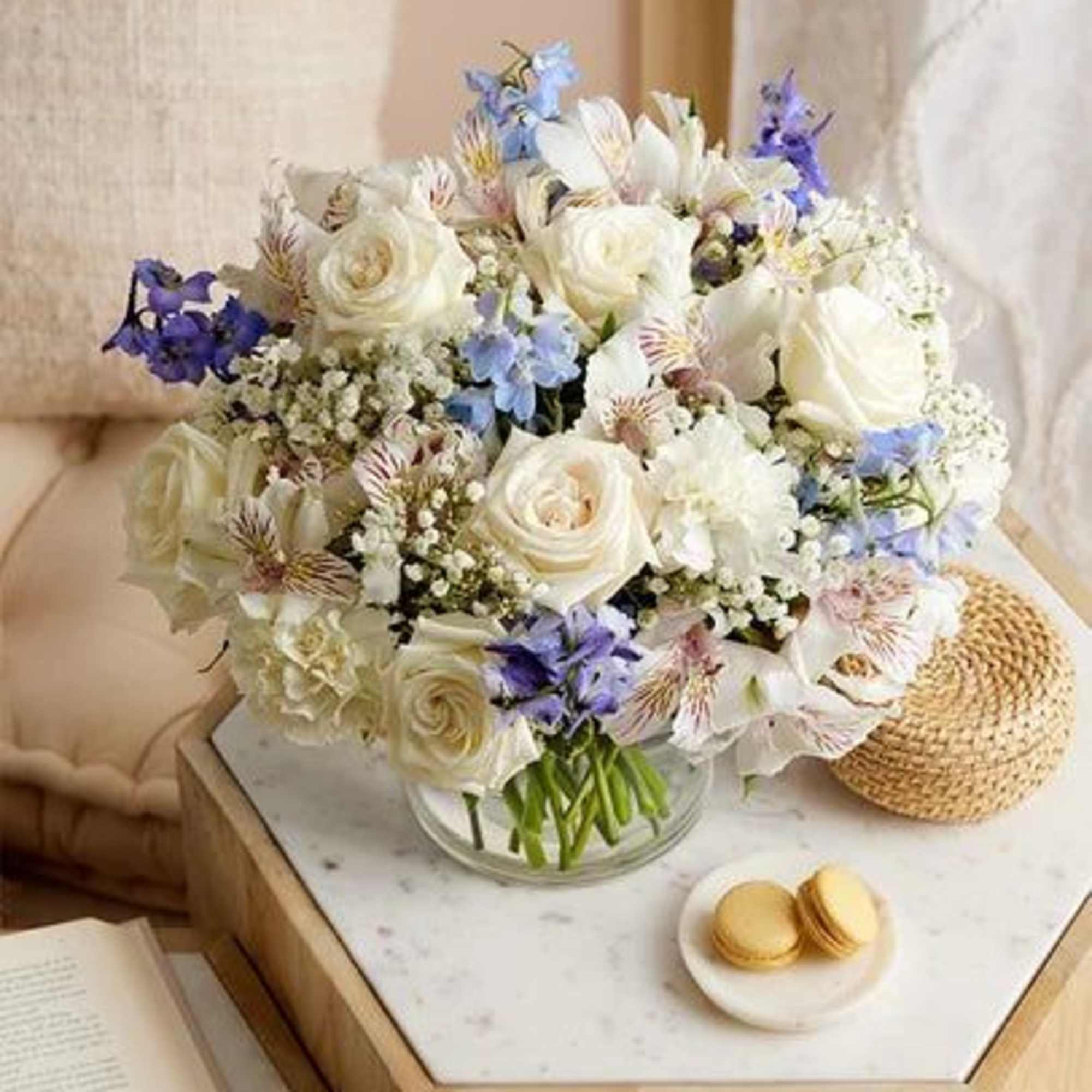 About Wonderful Best Wishes Bouquet
Our rustic, easy bouquet in shades of blue