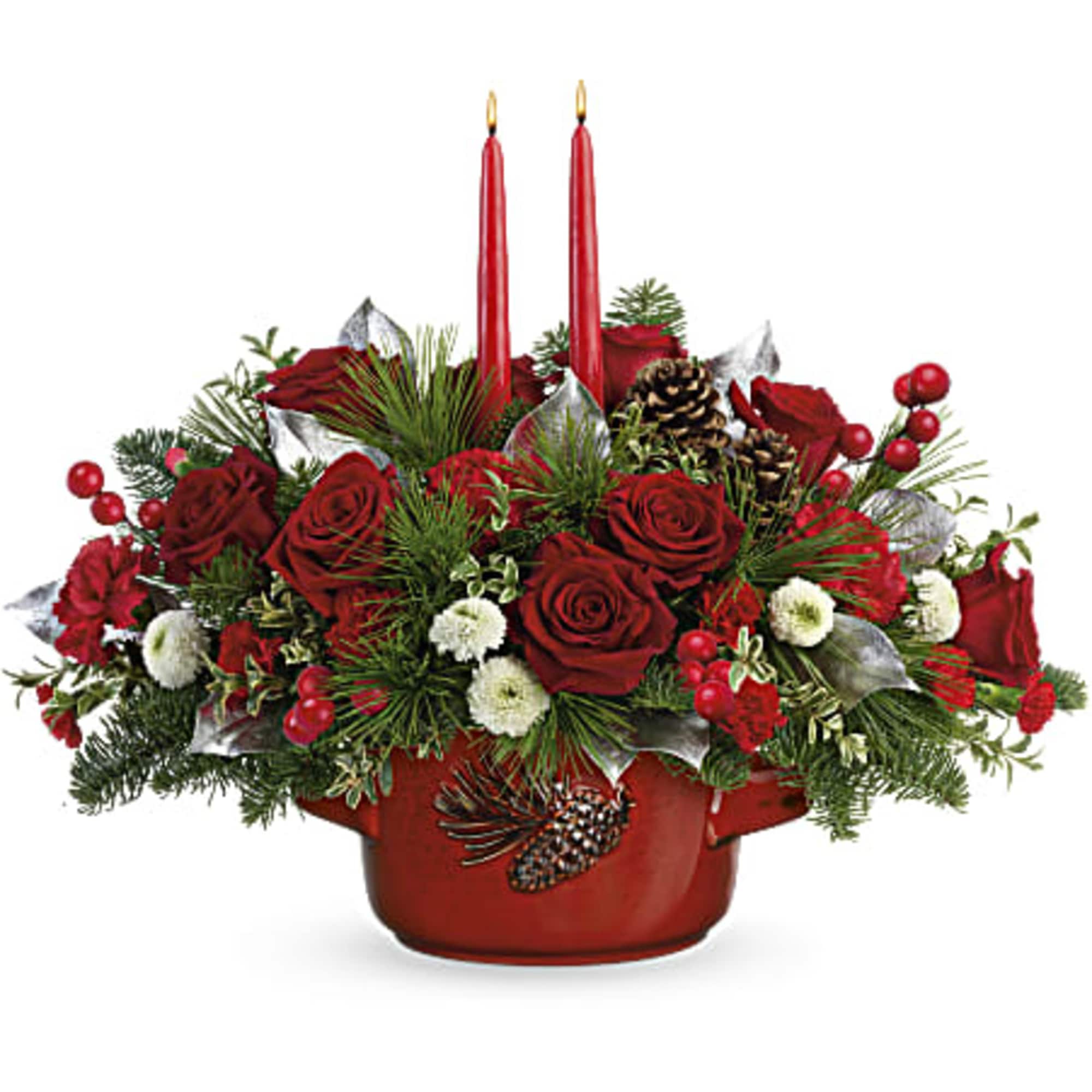 Reminiscent of a family heirloom, this stunning stoneware serving dish is food-safe