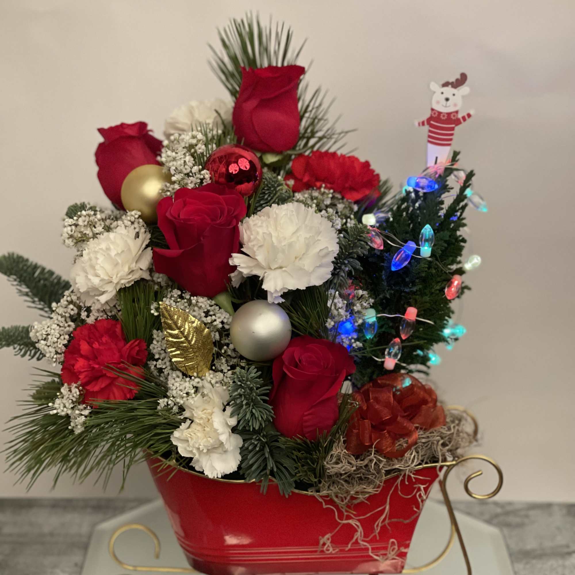 Mini Christmas tree w/ lights 