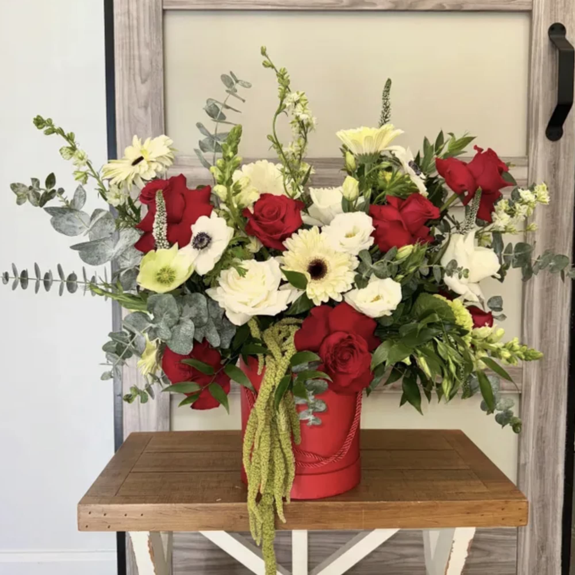 Playful, bright, and brimming with festive cheer, Holly &amp; Jolly features a