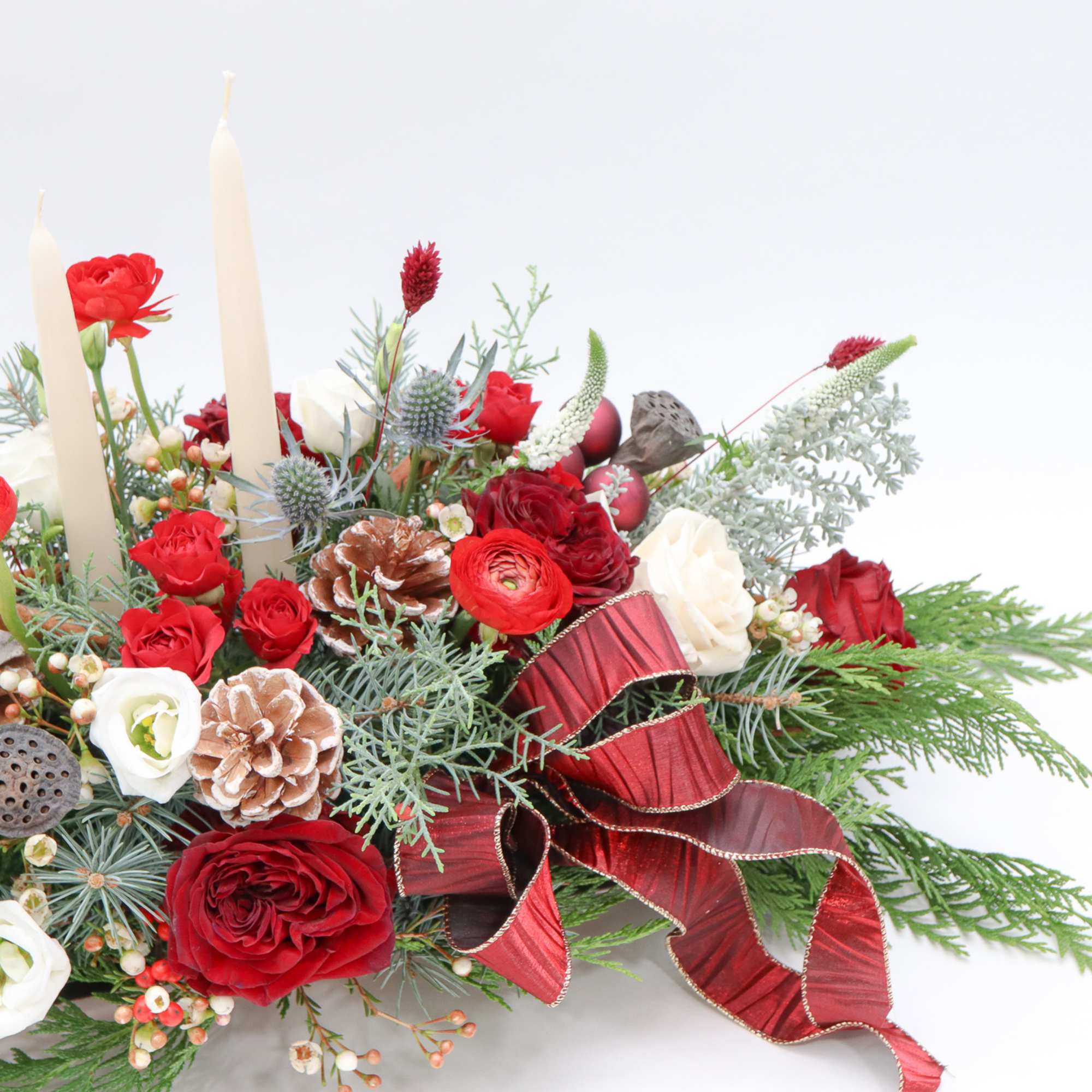 Presenting our unique centerpiece for Christmas, there is no better way to