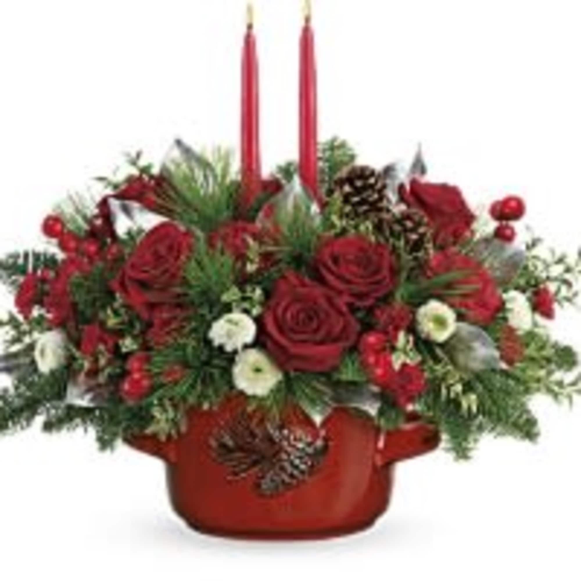 Reminiscent of a family heirloom, this stunning stoneware serving dish is food-safe