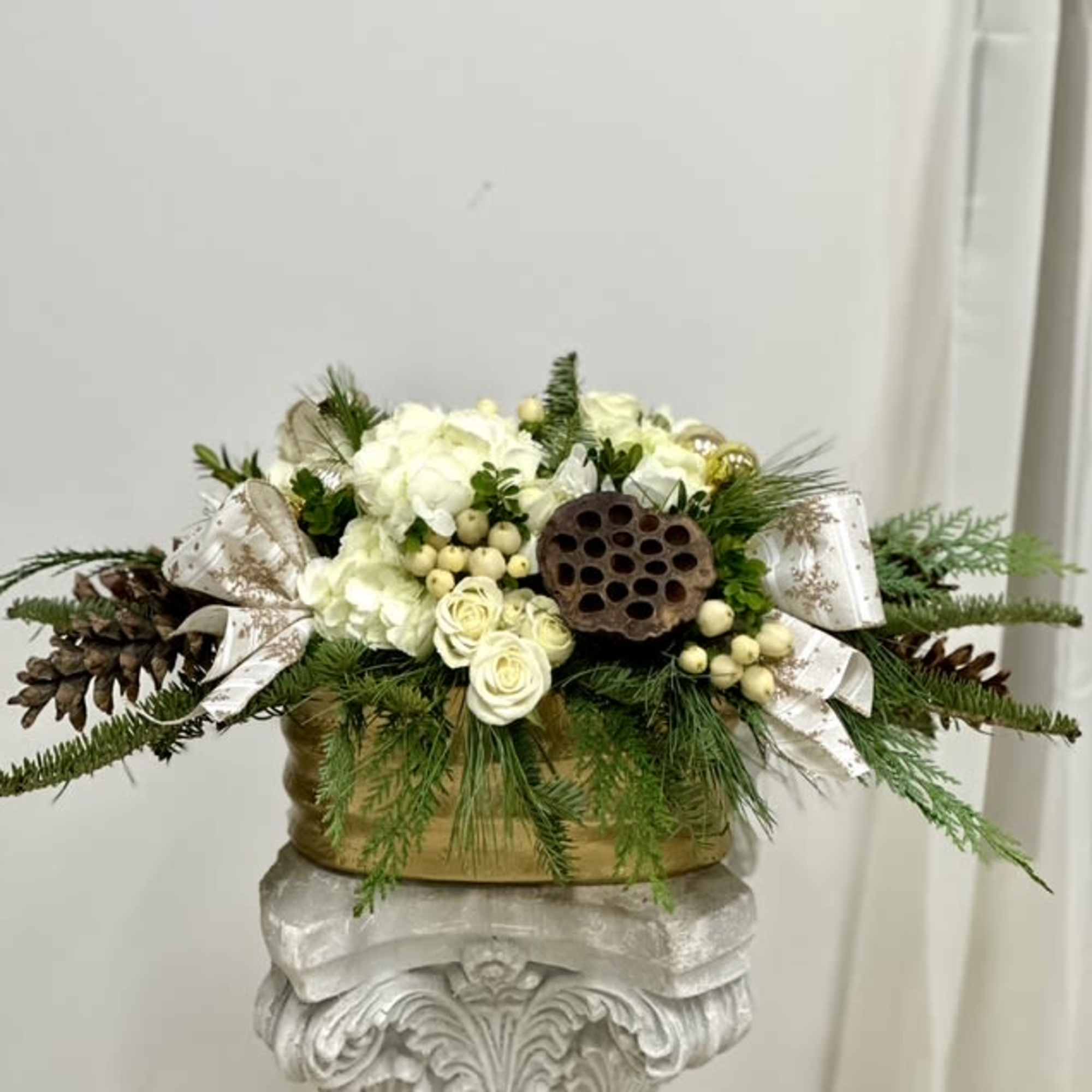 Elevate your holiday decor with White Holiday Elegance by Westford Florist! 