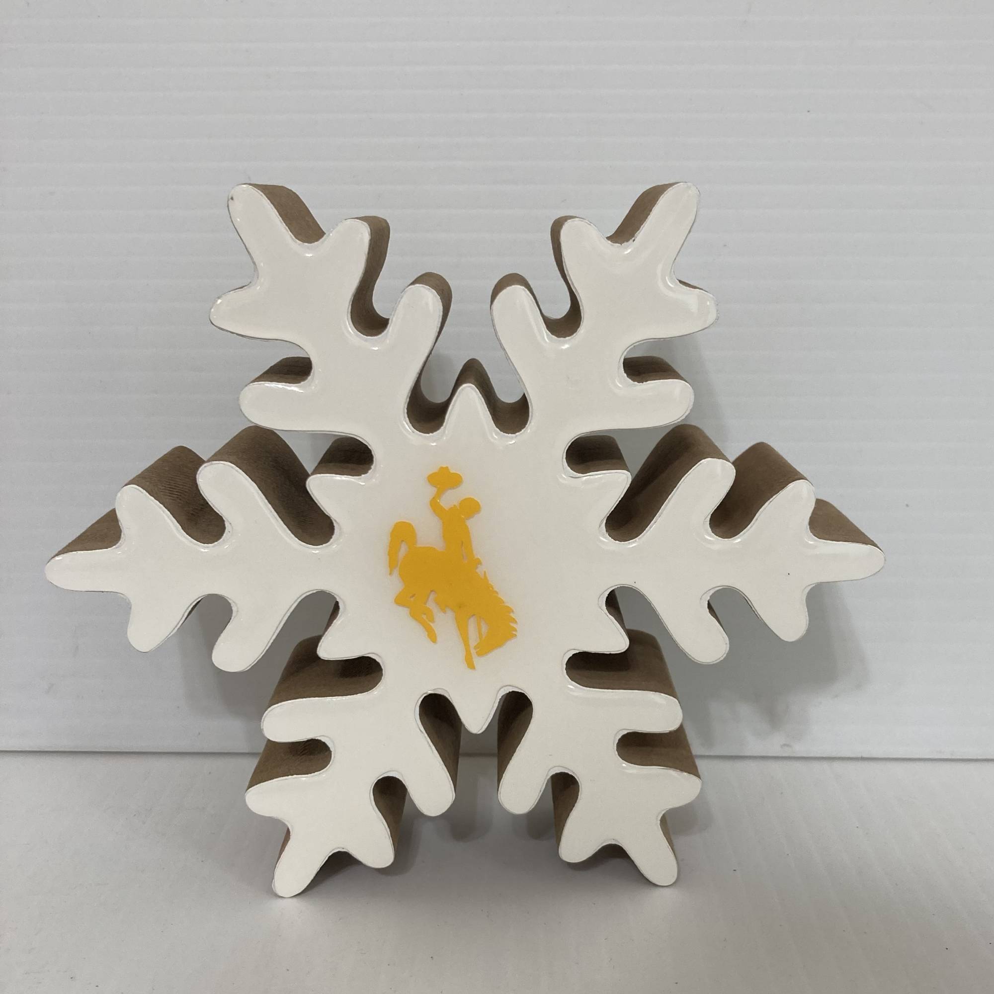 5" x 6" White standing snowflake with Brown or Yellow  Steamboat