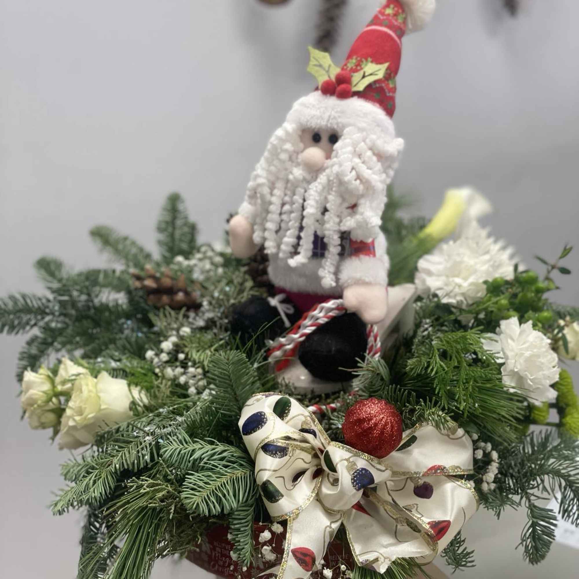 Place this exquisite centerpiece on your dining table or any cherished space