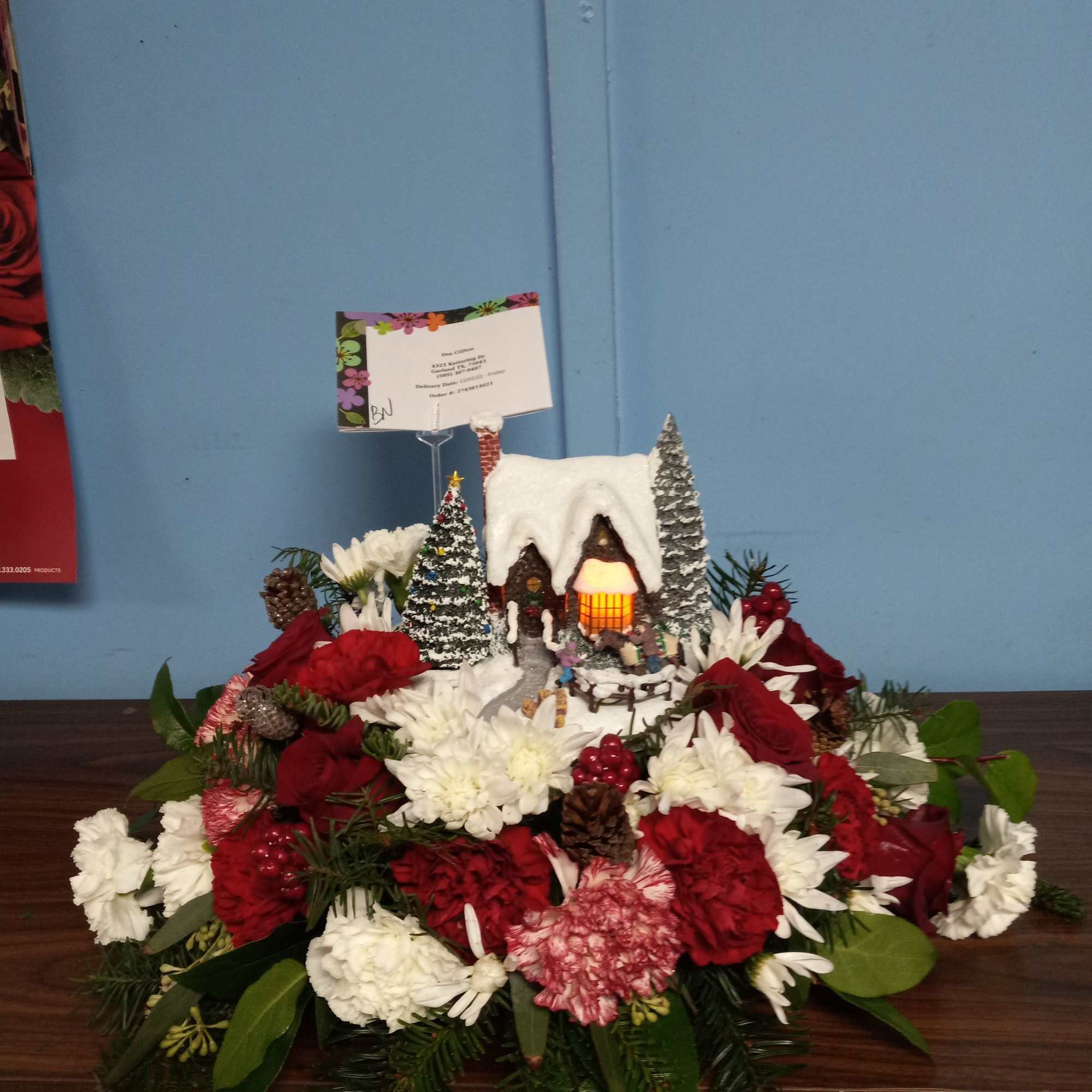 A Thomas Kincade collector&#039;s piece
Each year Thomas can kay comes out with