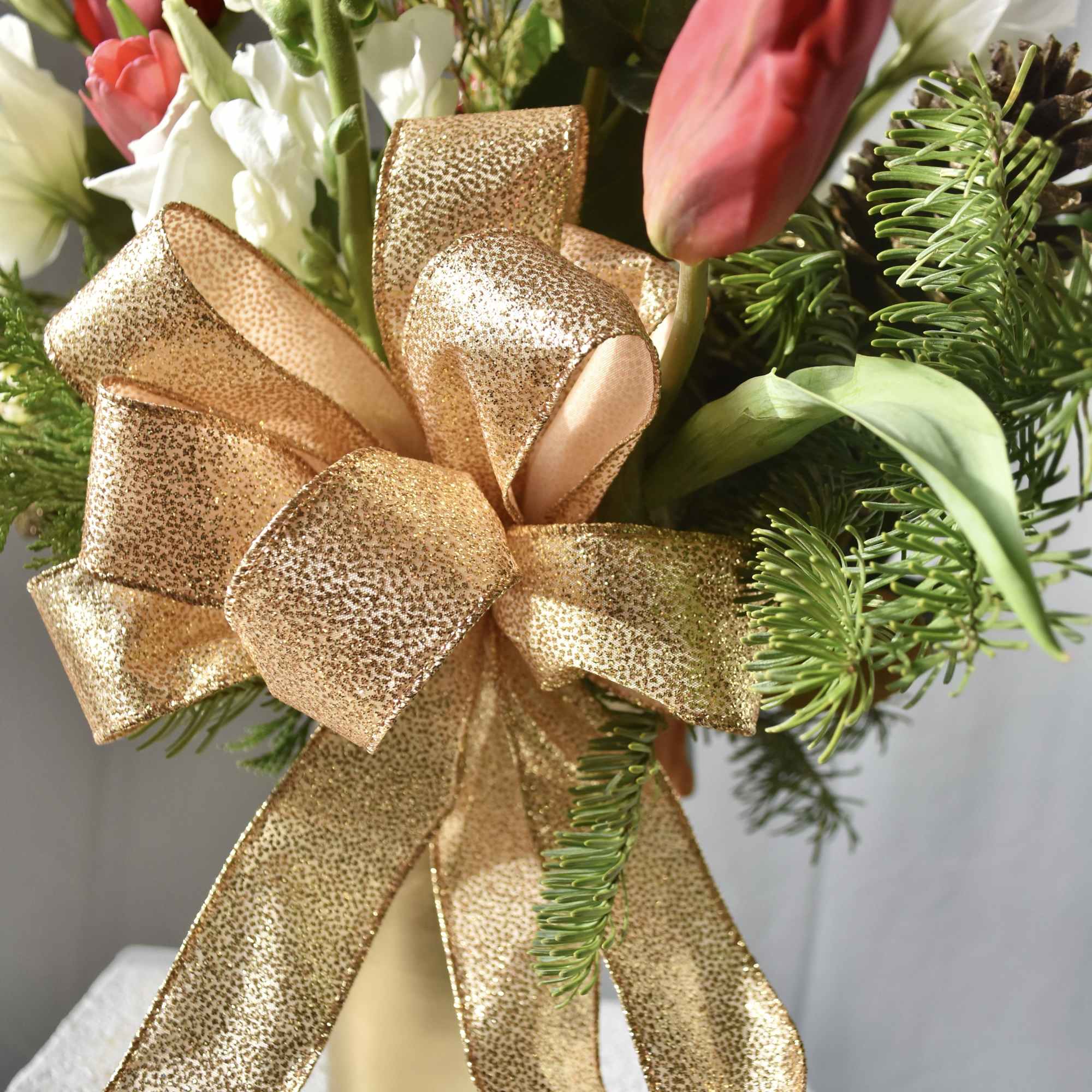 This arrangement is the best way to say &quot;Season&#039;s Greetings&quot;! The