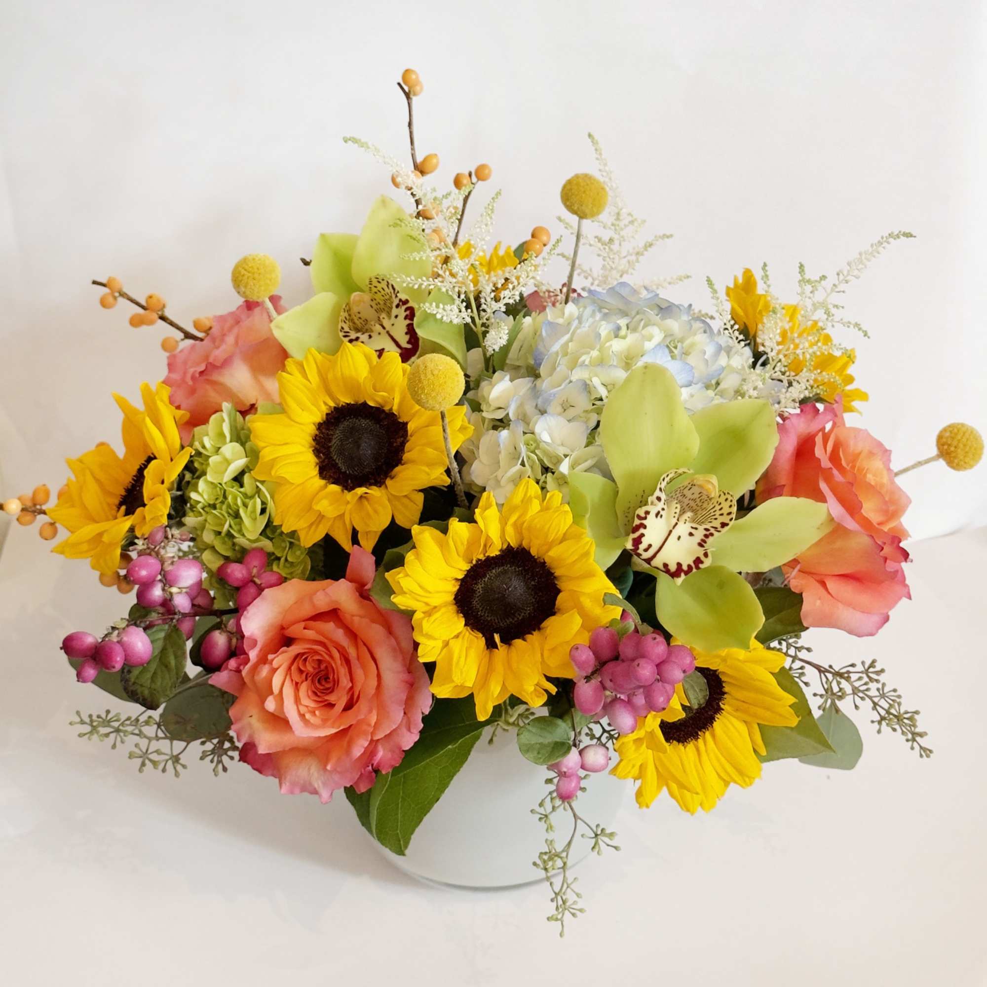Send a radiant hello with our Summer Greetings arrangement &mdash; a joyful